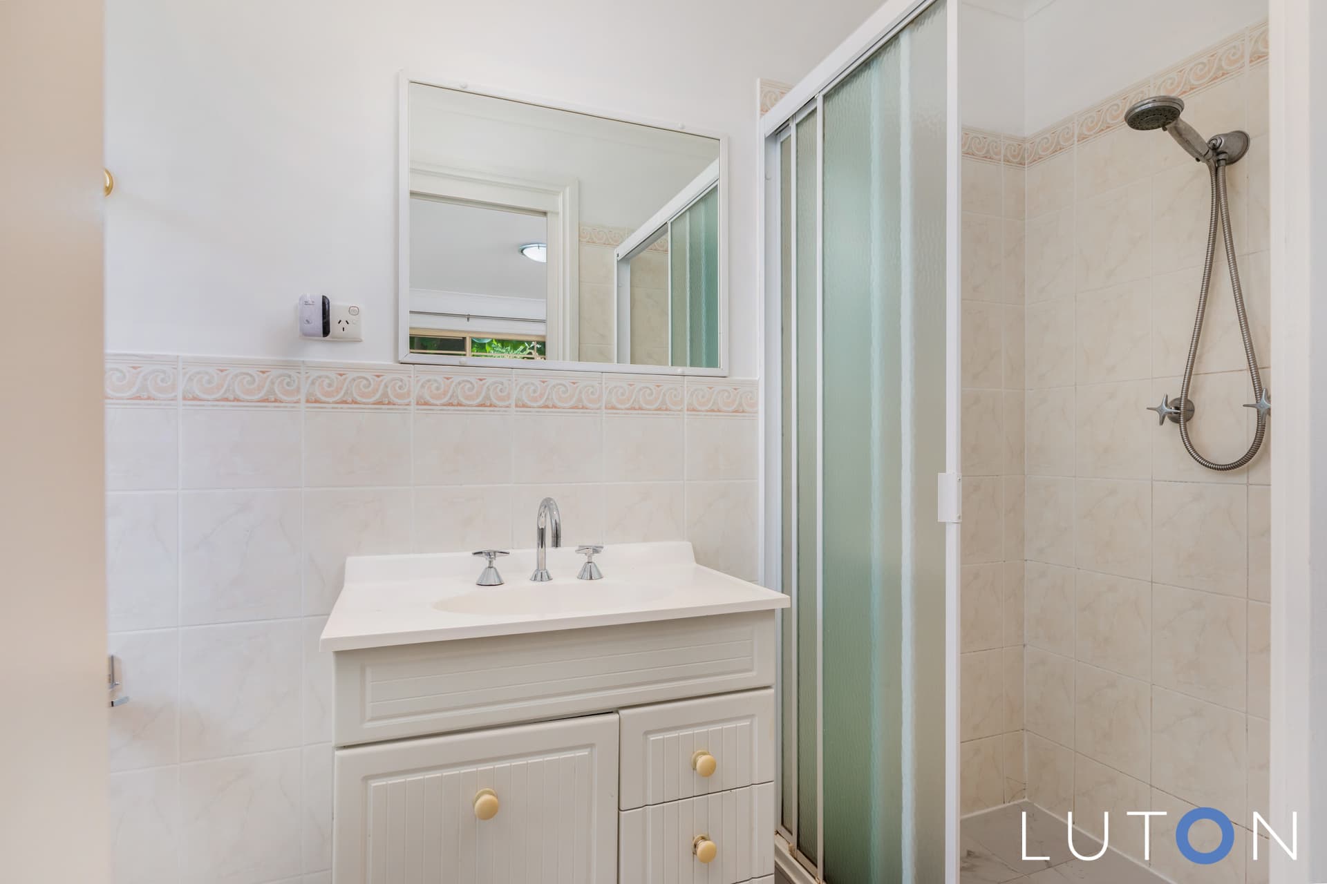 5 Wootton Crescent, Gordon ACT 2906, Gordon - Image 1