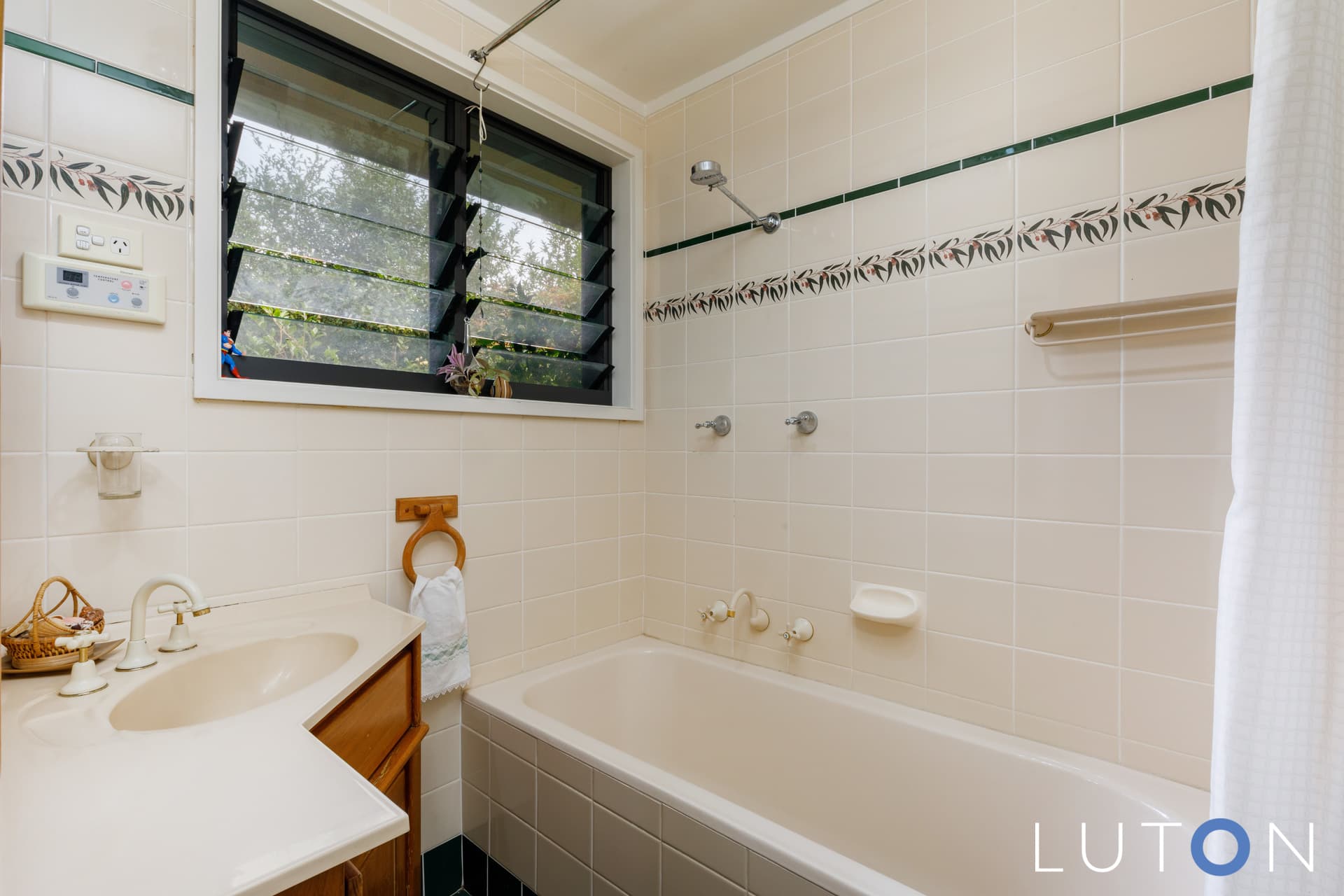 2 Garling Street, Lyneham ACT 2602, Lyneham - Thumbnail 2