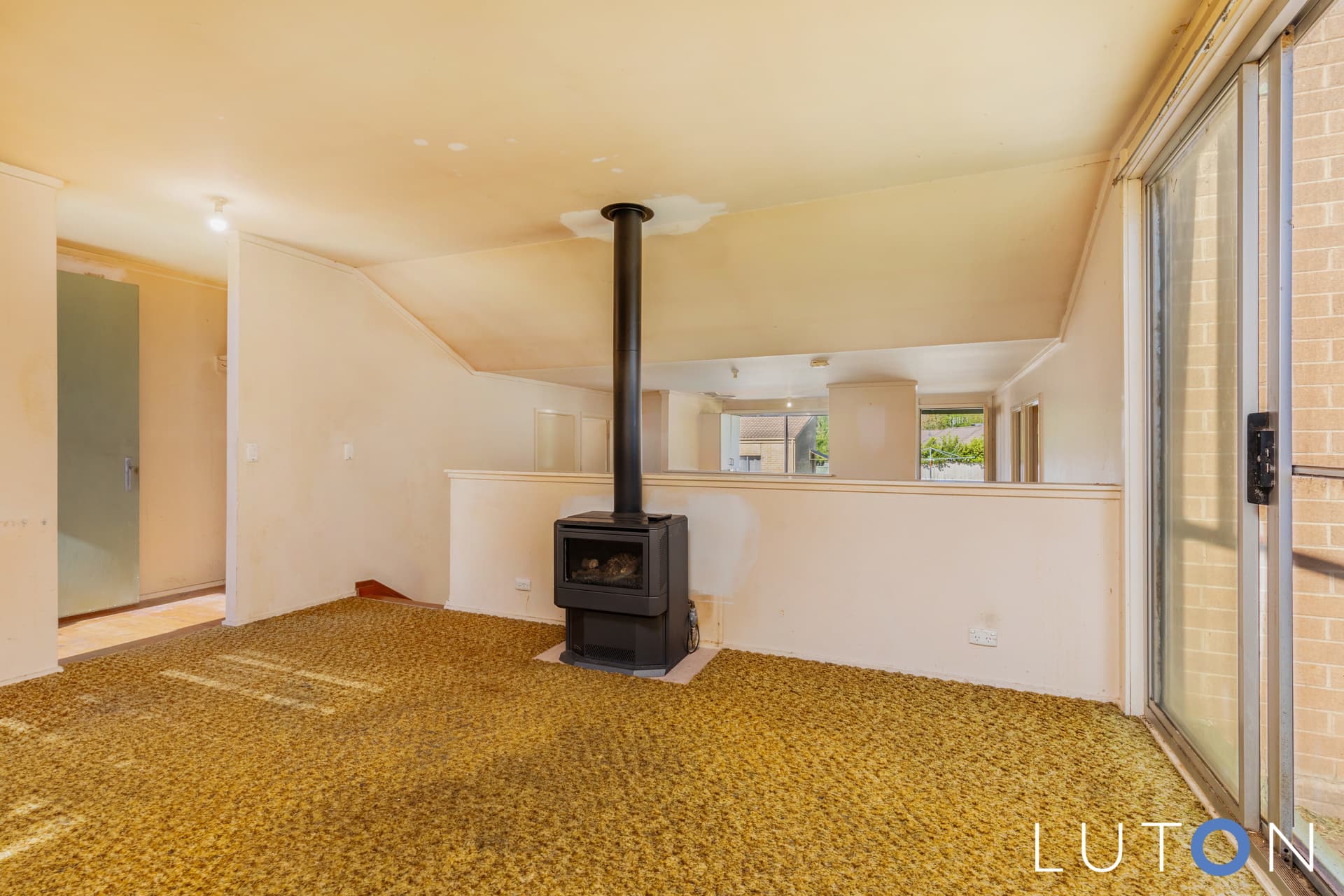 5 Rundle Place, Kambah ACT 2902, Kambah - Thumbnail 2