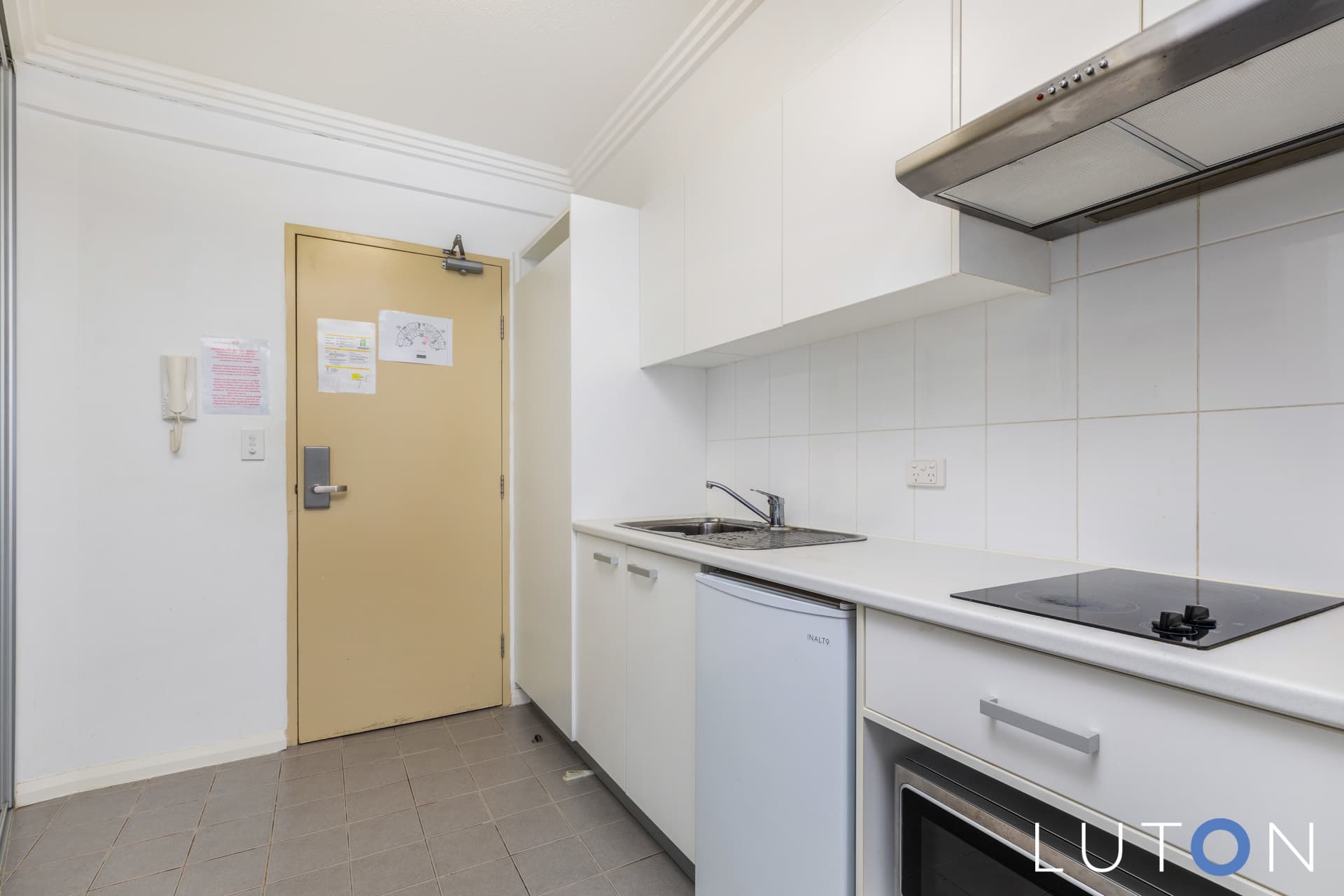 18/101 Hennessy Street, Belconnen ACT 2617, Belconnen - Image 1