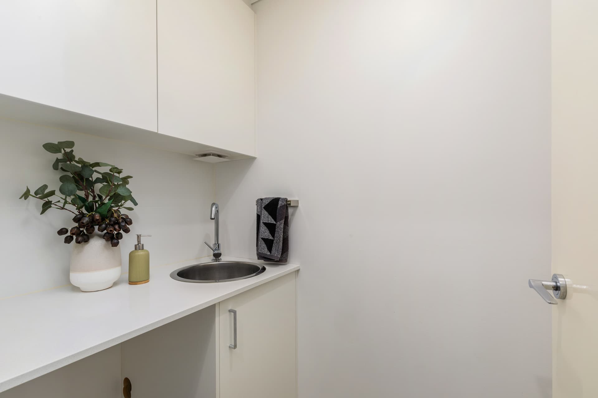 50/12 Challis Street, Dickson ACT 2602, Dickson - Thumbnail 4