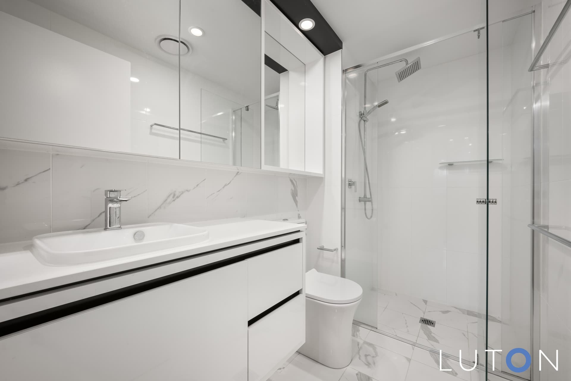 117/20 Allara Street, City ACT 2601, City - Image 1
