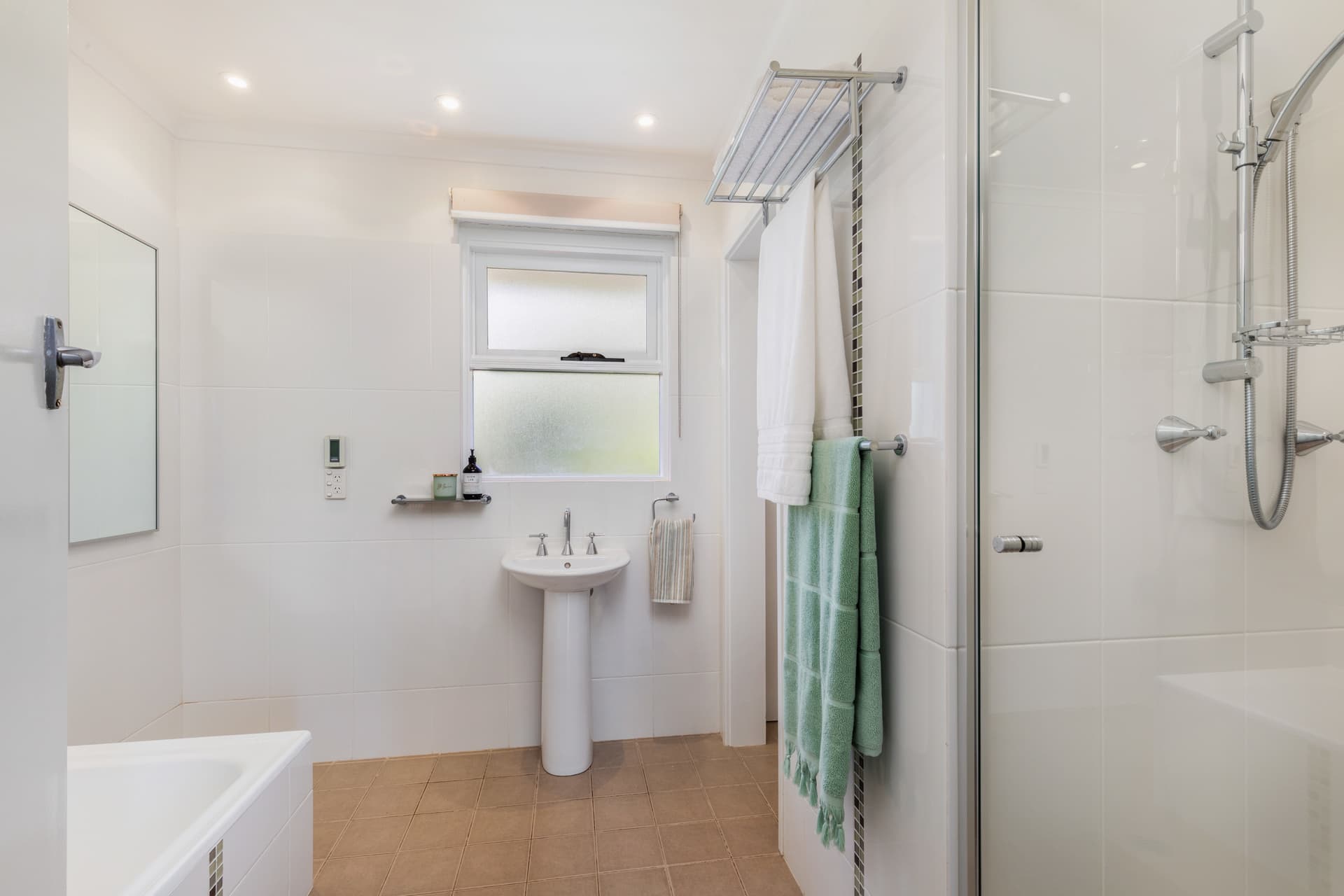 37 Stonehaven Crescent, Deakin ACT 2600, Deakin - Thumbnail 4