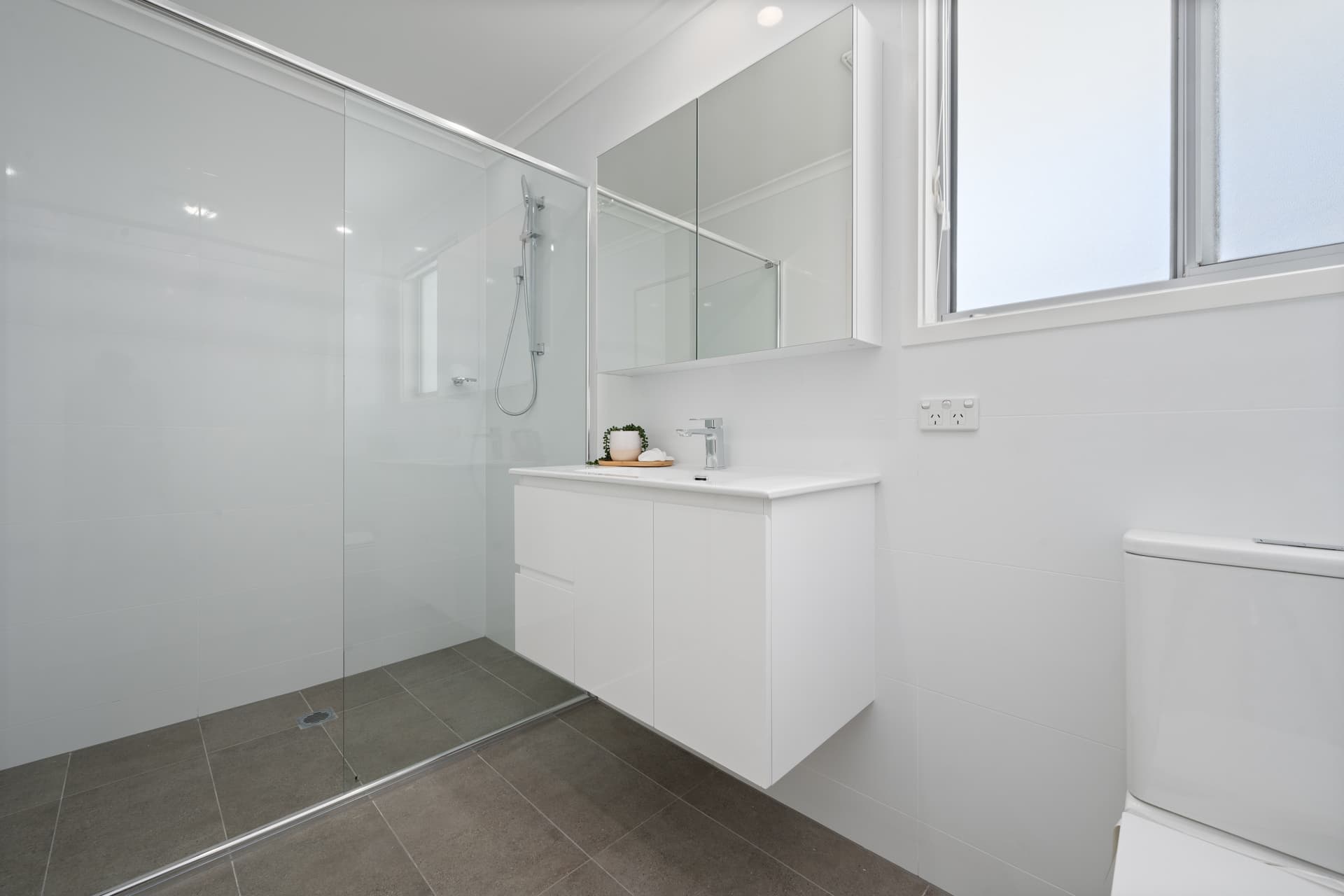 13 Stowport Avenue, Crace ACT 2911, Crace - Thumbnail 8