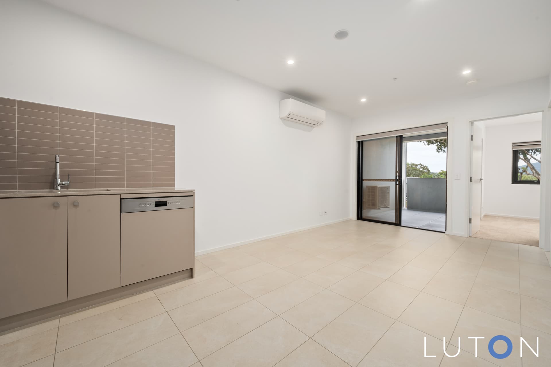 33/28 Beechworth Street, Watson ACT 2602, Watson - Thumbnail 5