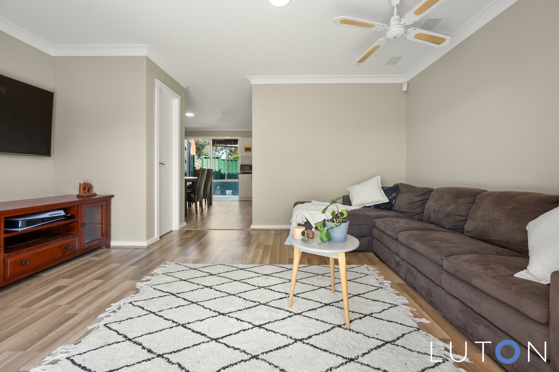 4/33 Yarrawonga Street, Ngunnawal ACT 2913, Ngunnawal - Thumbnail 2