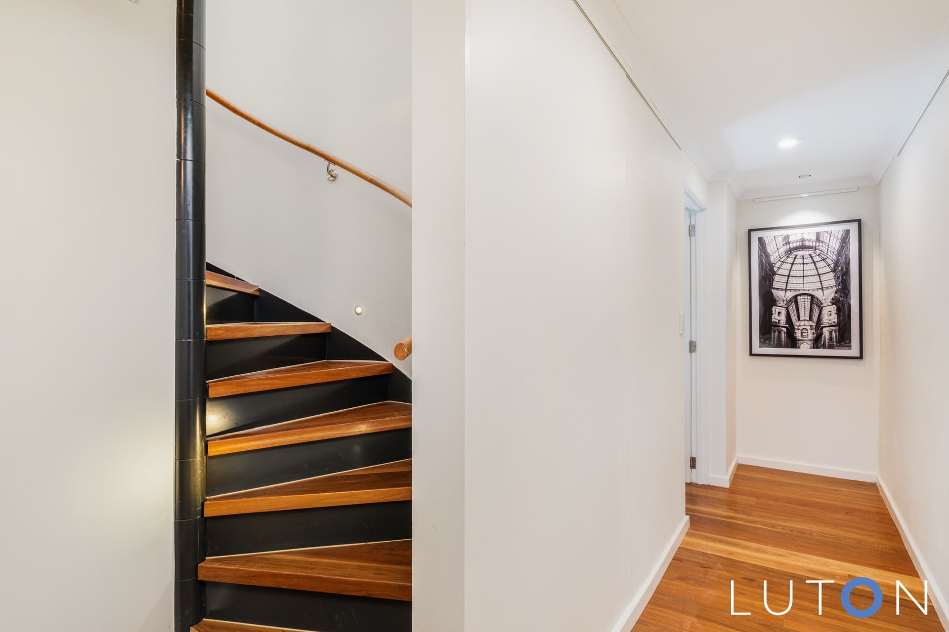 93 Strickland Crescent, Deakin ACT 2600, Deakin - Thumbnail 7