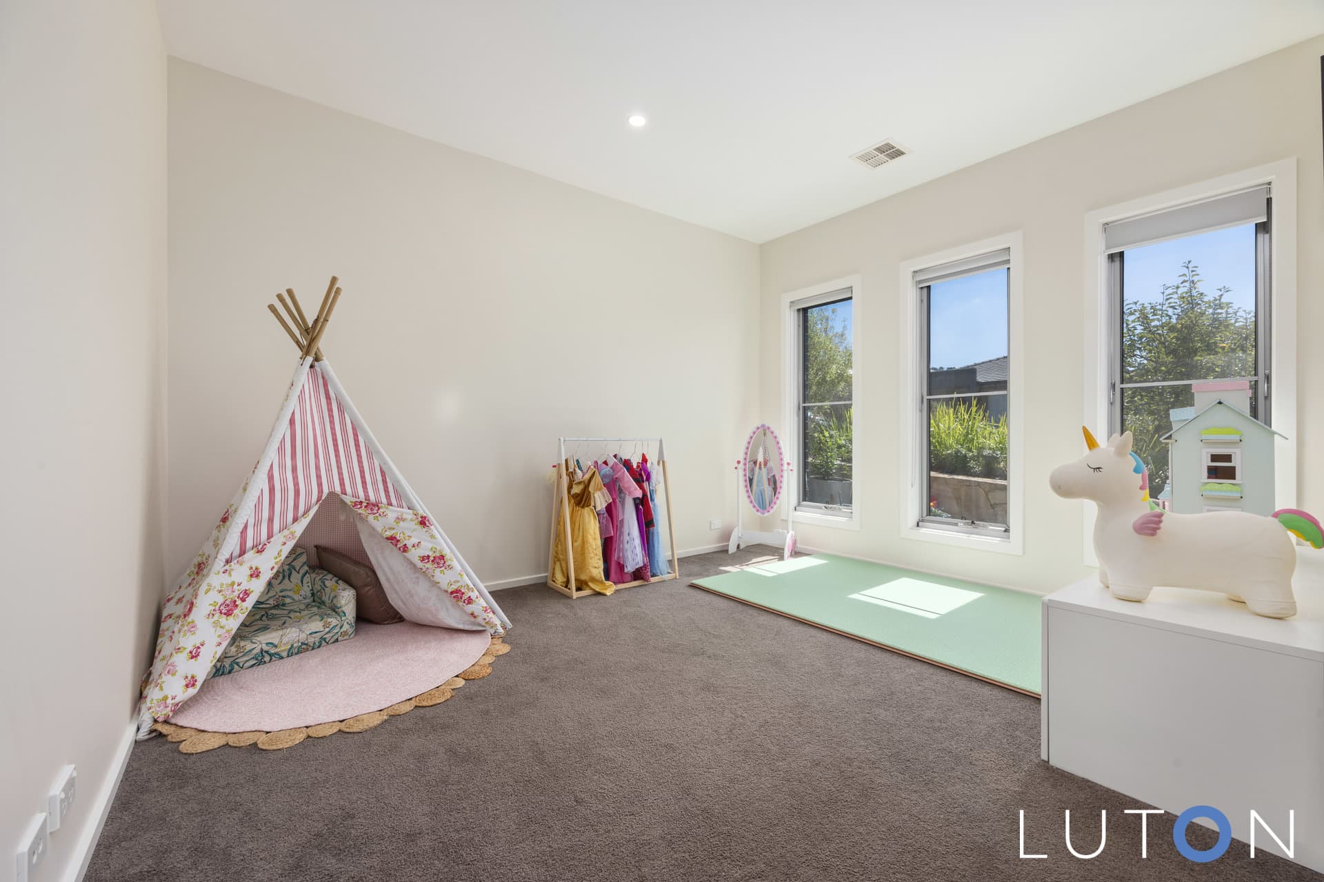60 Alan Watt Crescent, Casey ACT 2913, Casey - Thumbnail 3