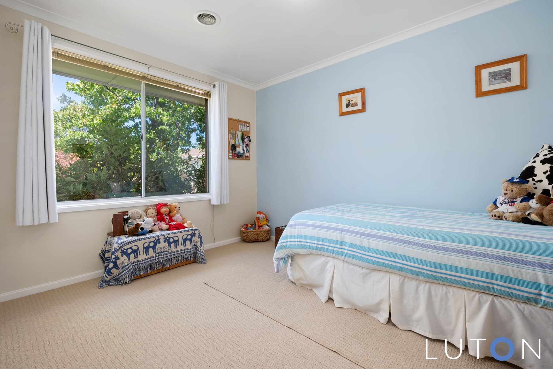8 Bulli Place, Fisher ACT 2611, Fisher - Thumbnail 2