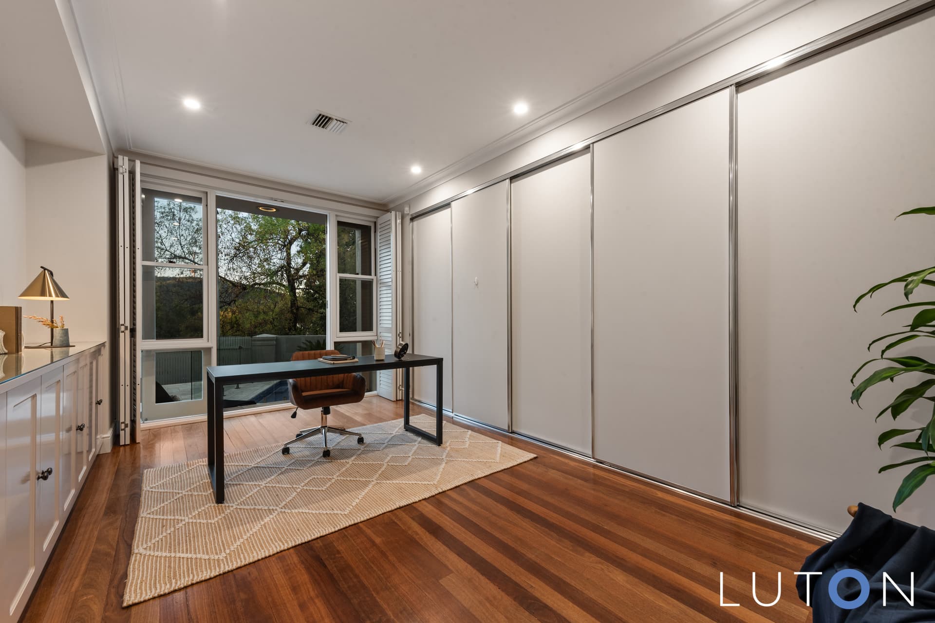 4 Brown Street, Yarralumla ACT 2600, Yarralumla - Thumbnail 4