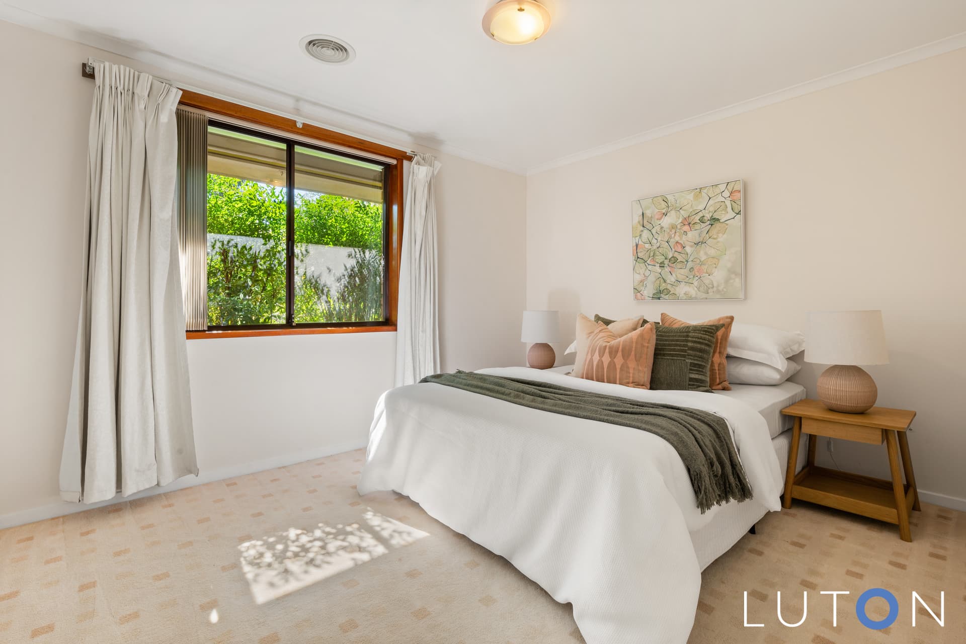 1 Hyne Place, Fadden ACT 2904, Fadden - Thumbnail 4