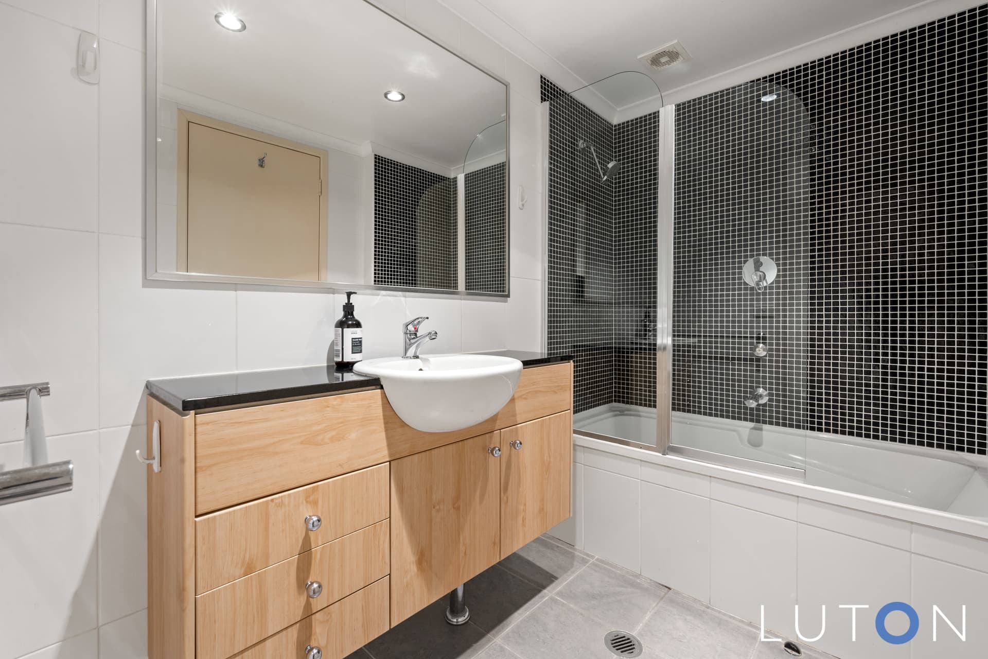 8/66 Allara Street, City ACT 2601, City - Thumbnail 5