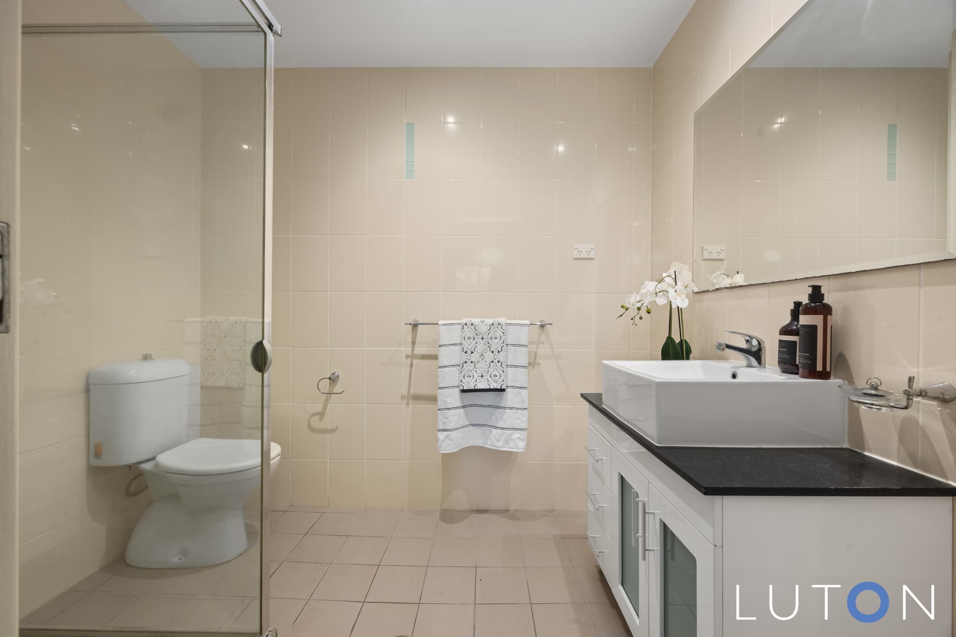 4/40 Eileen Good Street, Greenway ACT 2900, Greenway - Image 1