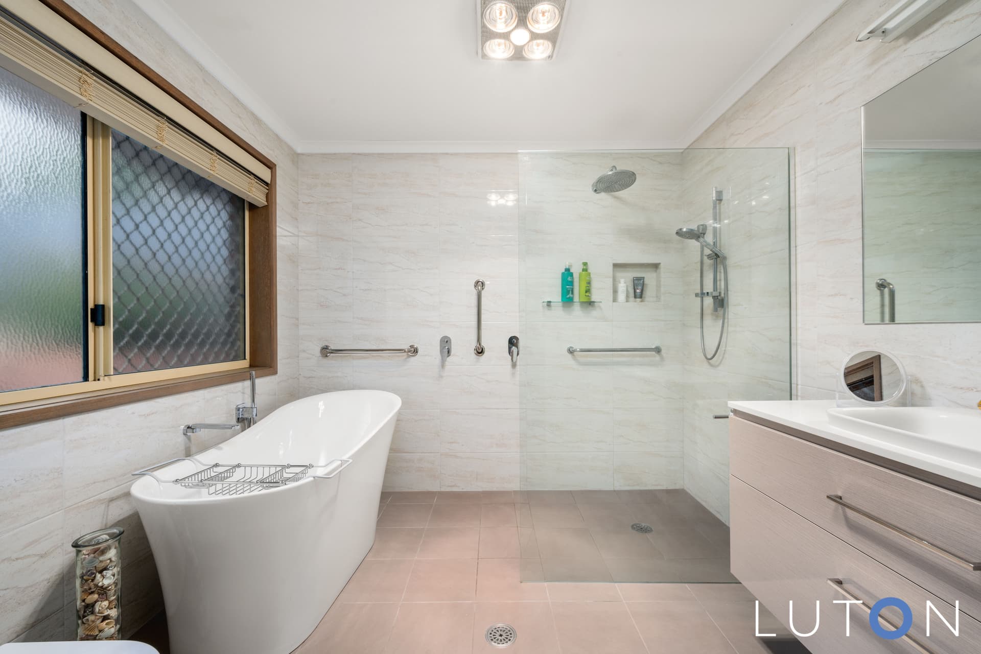 7 Bolger Place, Kambah ACT 2902, Kambah - Thumbnail 7