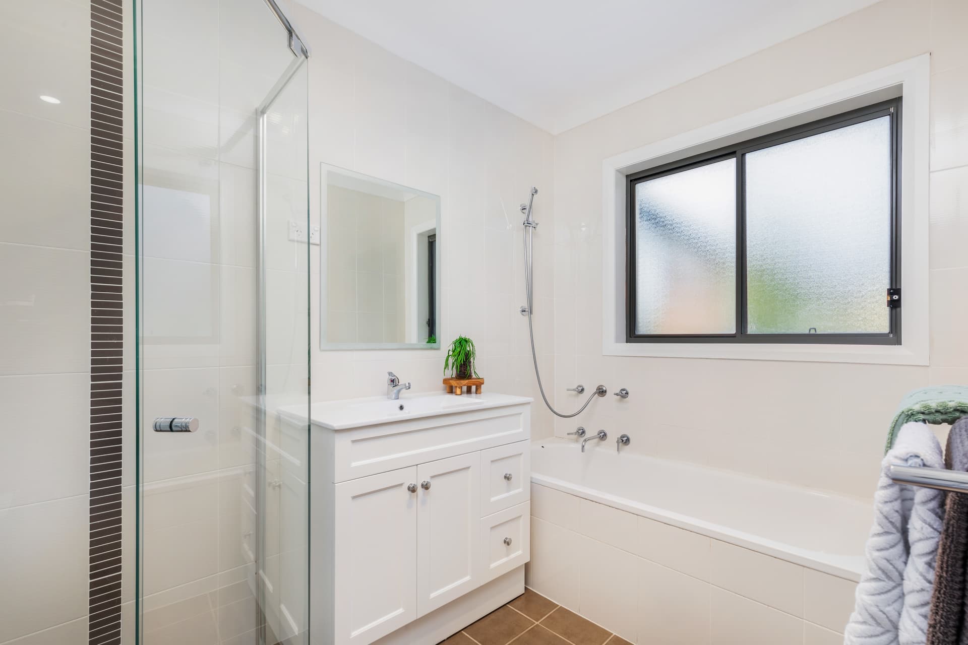 21 Damala Street, Waramanga ACT 2611, Waramanga - Thumbnail 2
