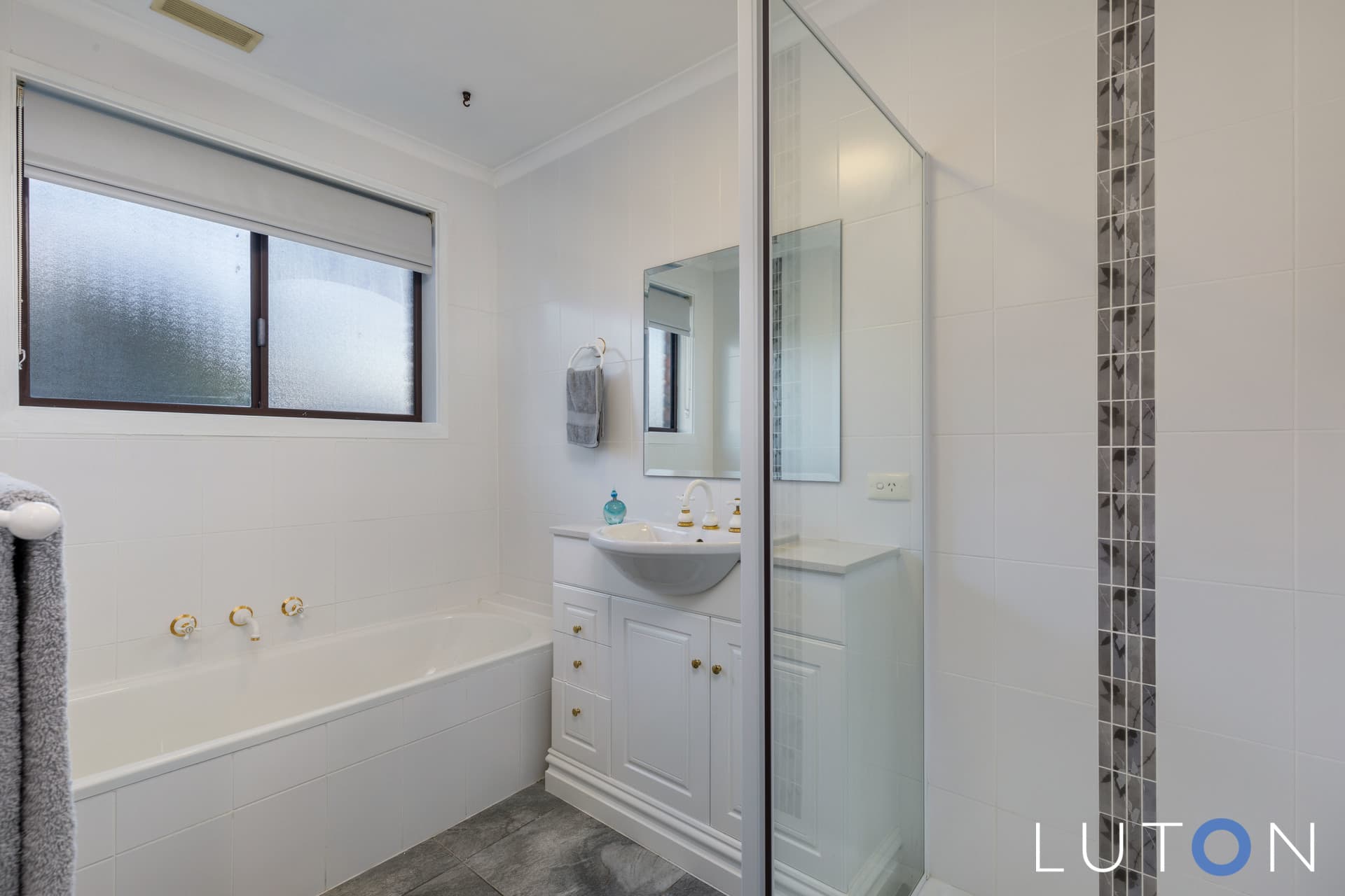 395 Bugden Avenue, Fadden ACT 2904, Fadden - Thumbnail 4