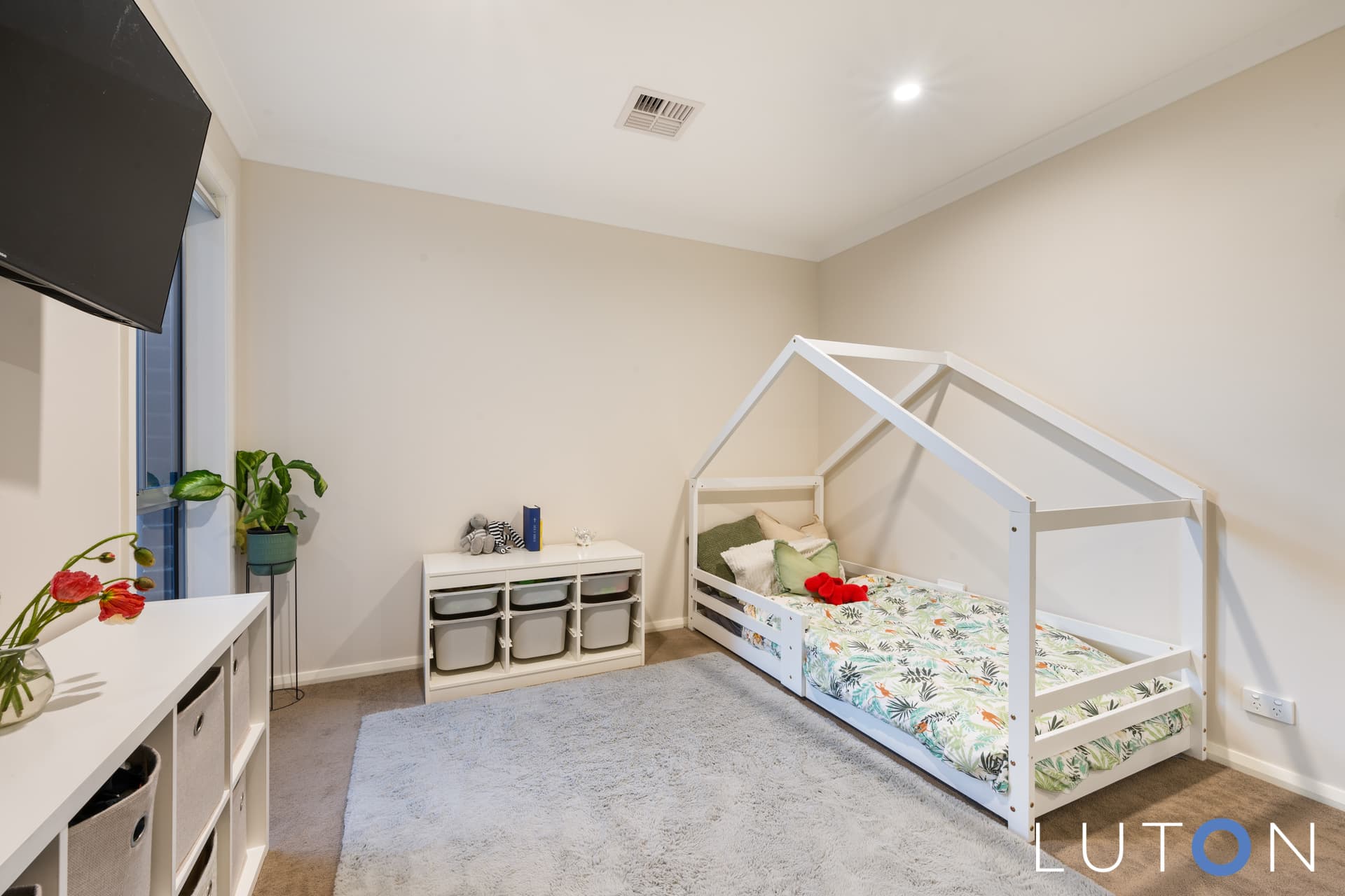 42 Dargin Crescent, Moncrieff ACT 2914, Moncrieff - Thumbnail 2