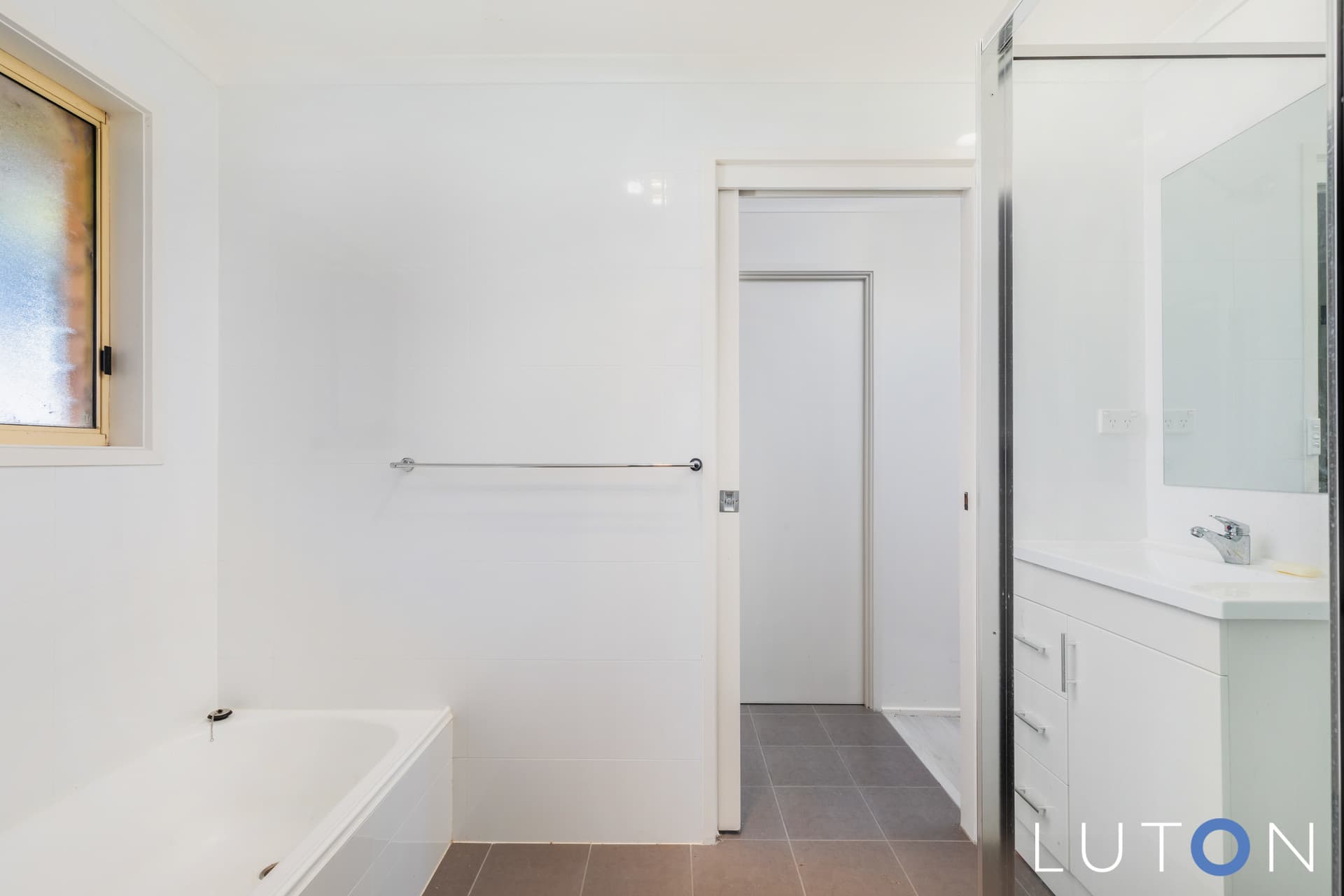 5 Prisk Place, Bonython ACT 2905, Bonython - Thumbnail 5