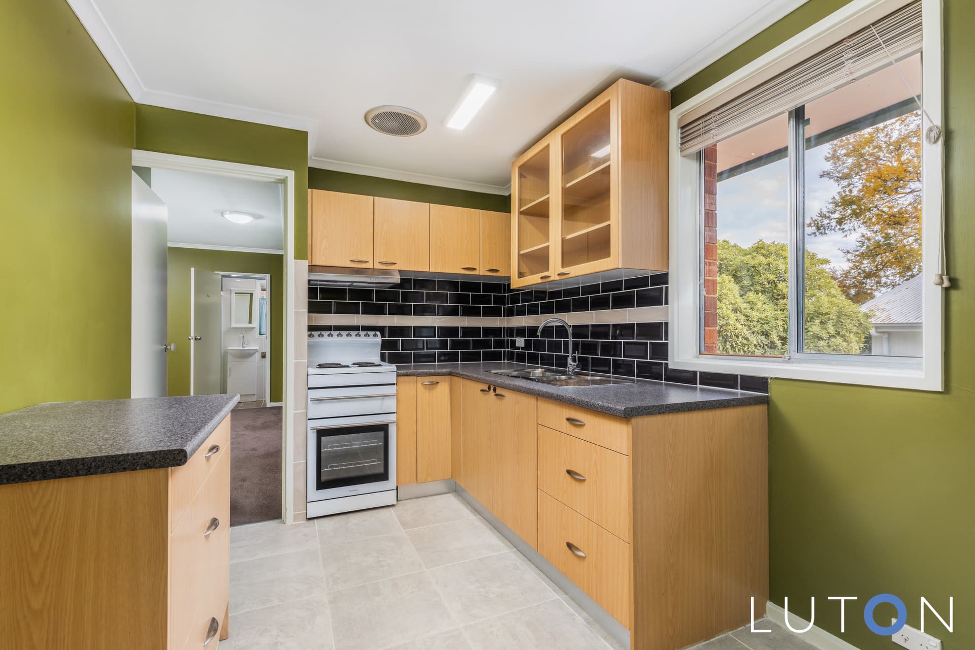 9 Adinda Street, Waramanga ACT 2611, Waramanga - Thumbnail 2