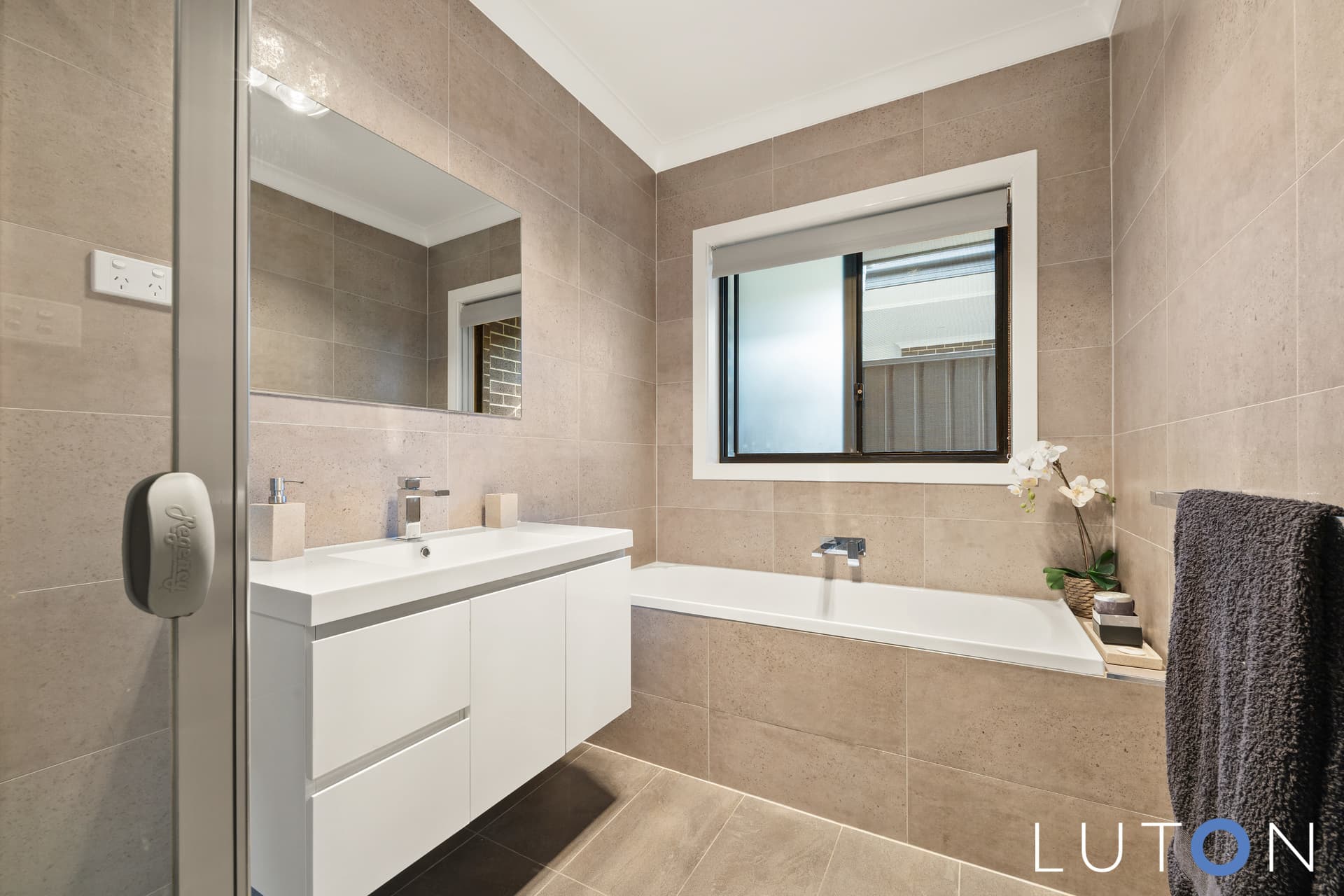 11 Lorraway Street, Holt ACT 2615, Holt - Image 1
