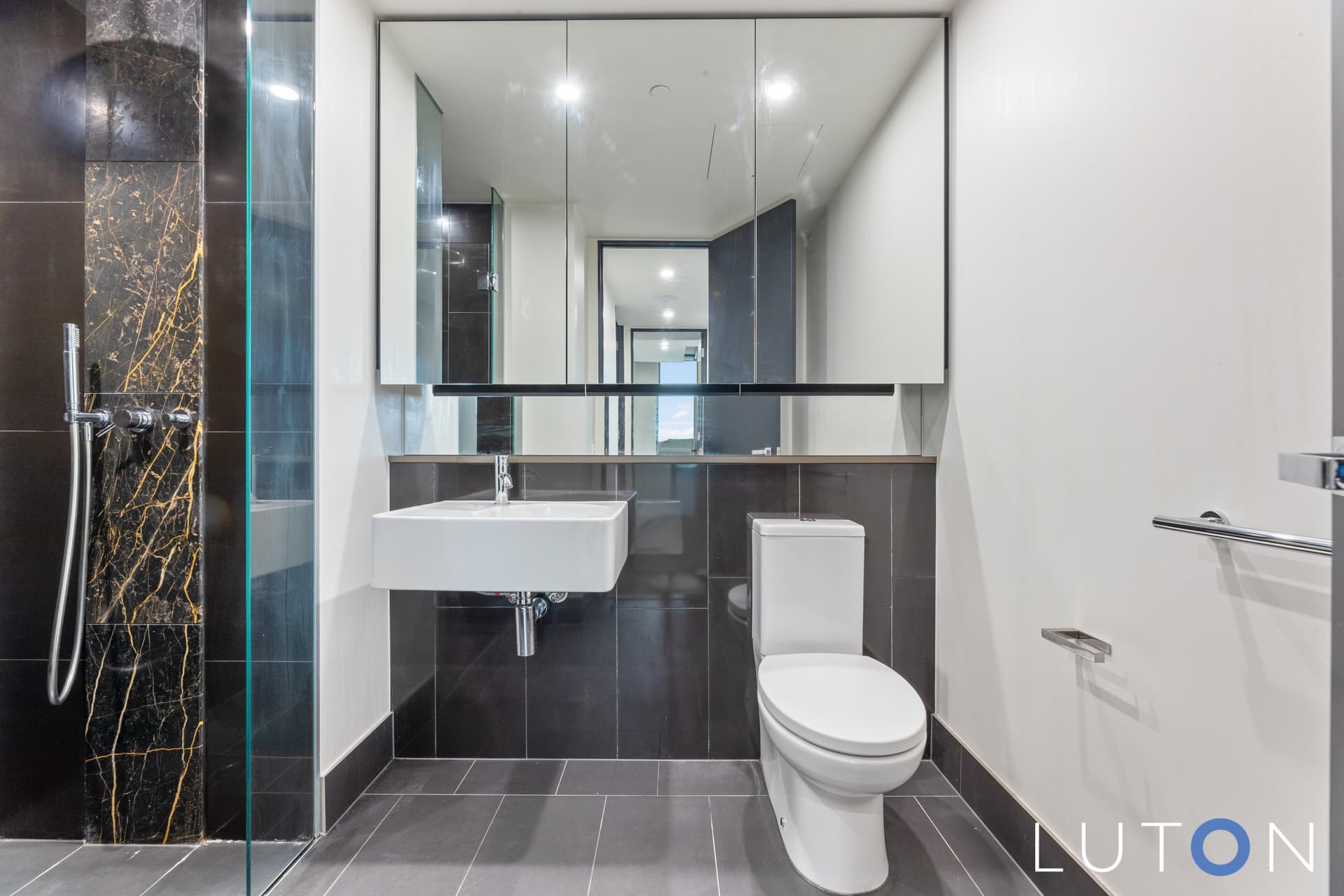 1005/19 Marcus Clarke Street, City ACT 2601, City - Thumbnail 3
