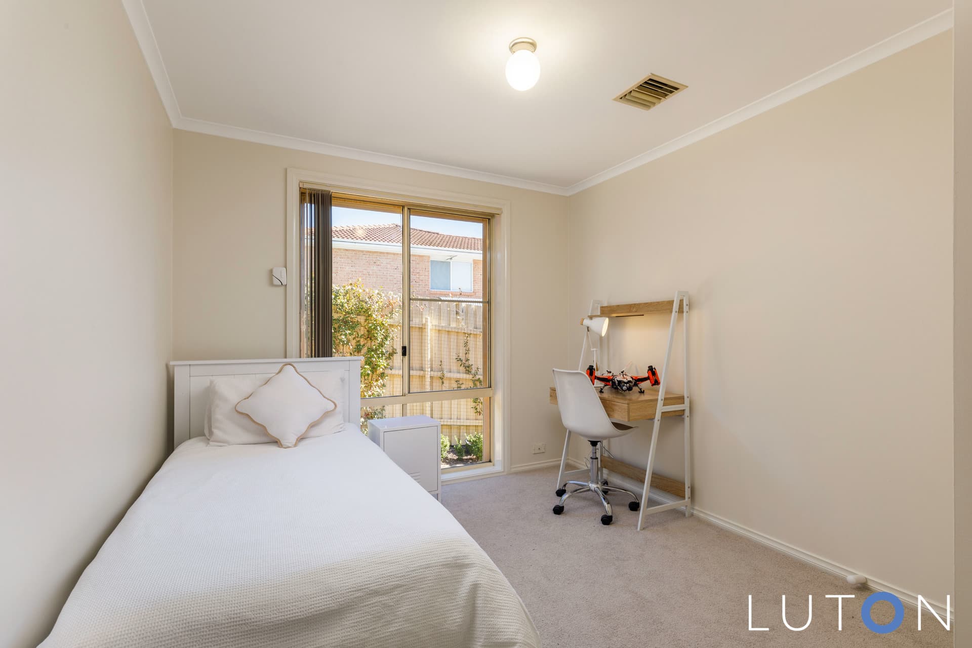 146 Jim Pike Avenue, Gordon ACT 2906, Gordon - Thumbnail 3