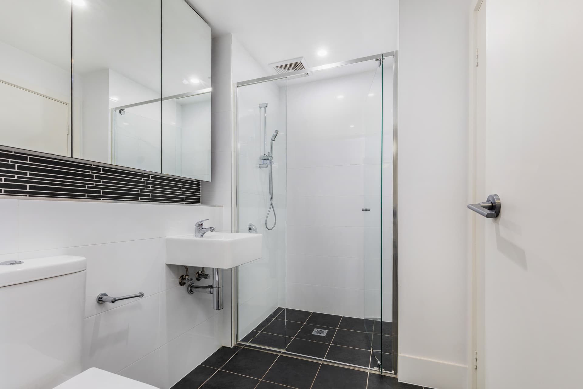 226/30 Phillip Hodgins Street, Wright ACT 2611, Wright - Thumbnail 3