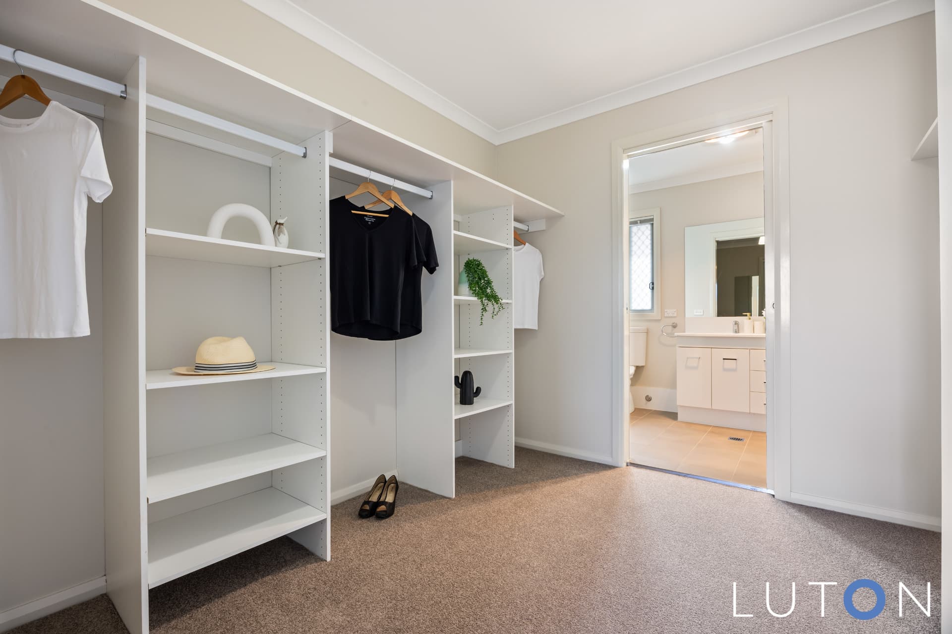 27 Rylstone Crescent, Crace ACT 2911, Crace - Thumbnail 2