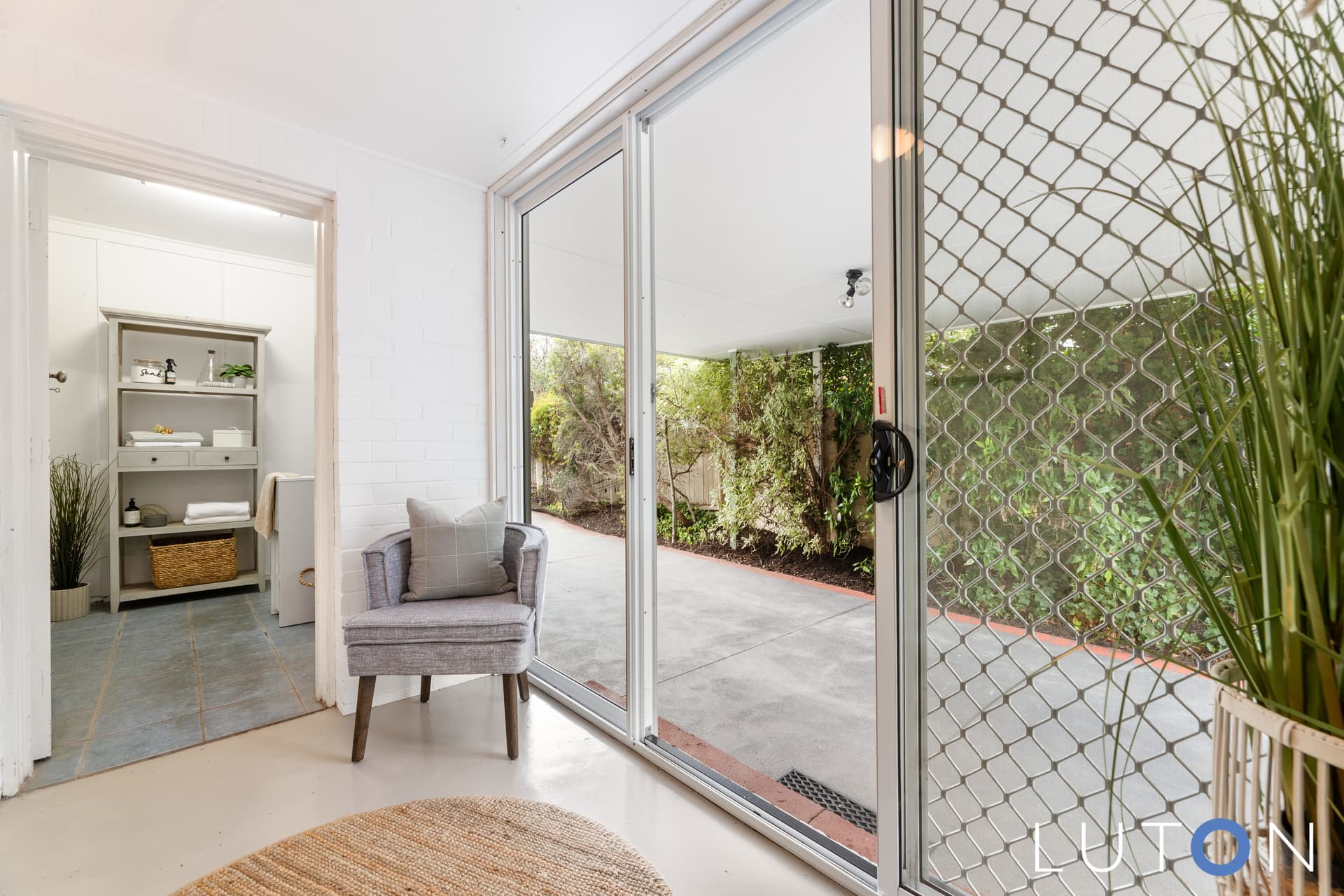 110 Strickland Crescent, Deakin ACT 2600, Deakin - Thumbnail 4