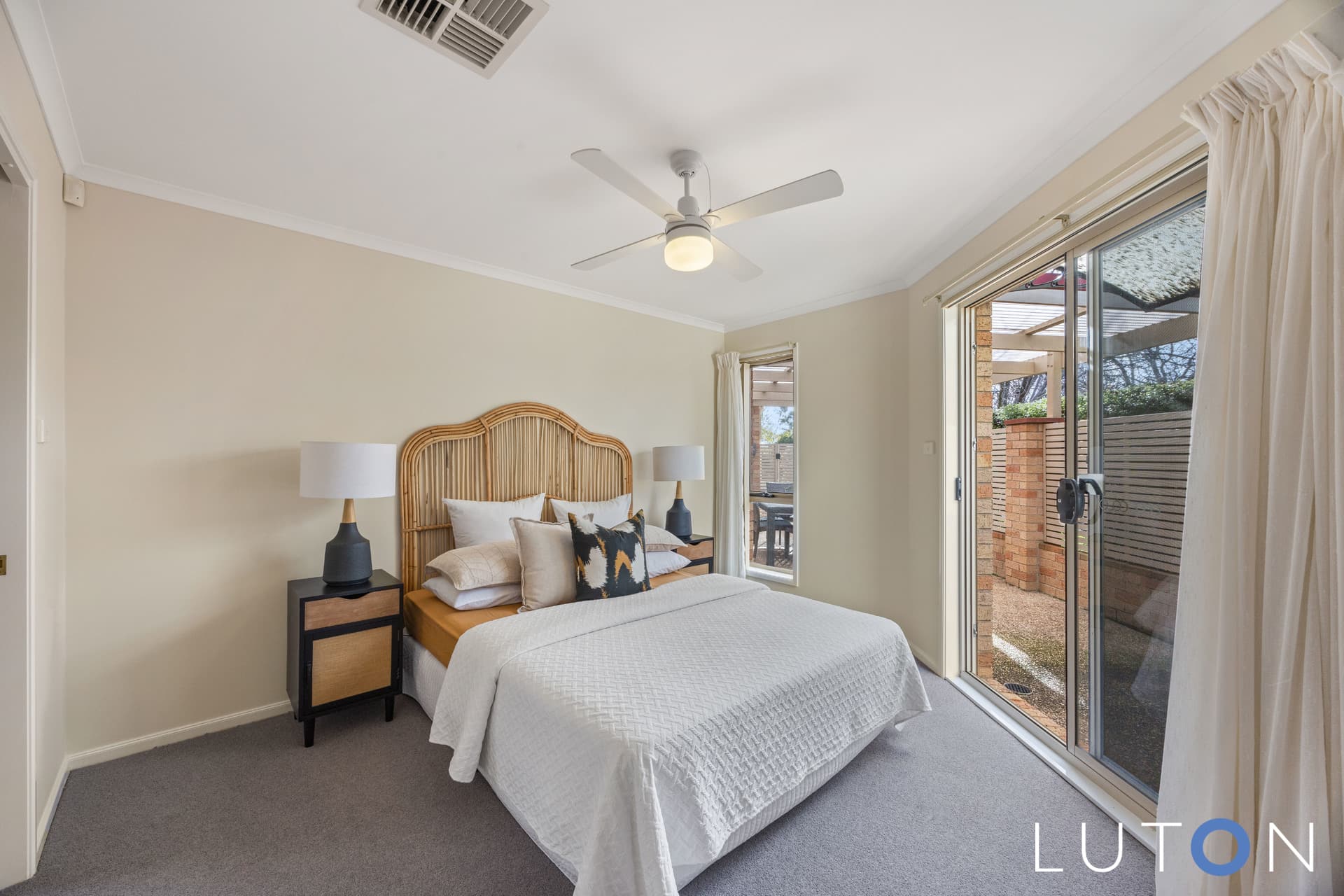 1 Edgley Place, Dunlop ACT 2615, Dunlop - Image 1