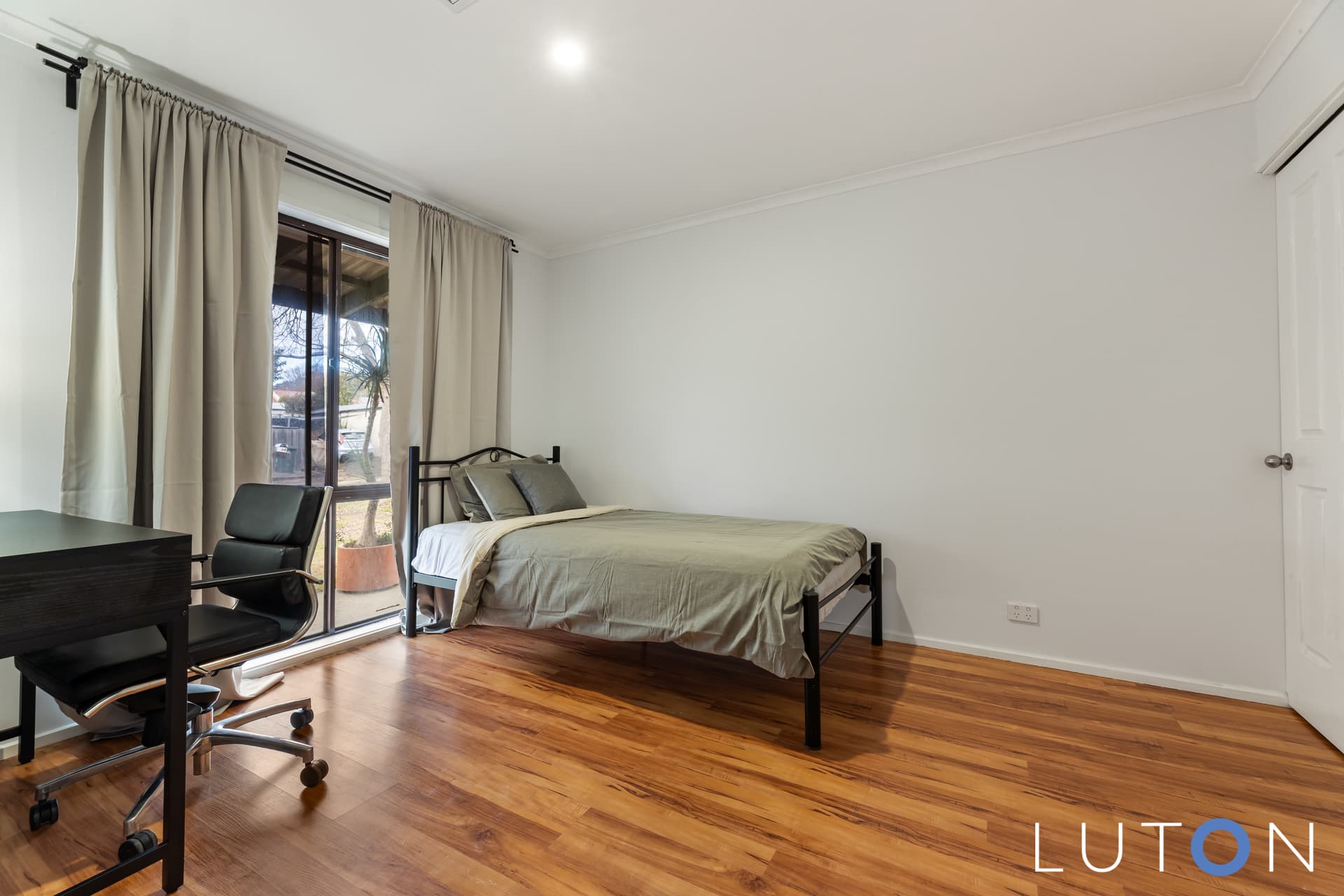 28 Bastow Circuit, Banks ACT 2906, Banks - Thumbnail 2