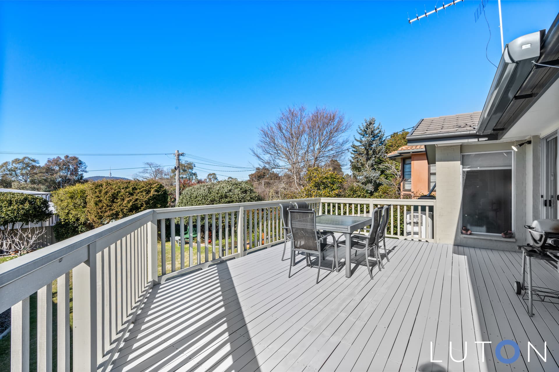 32 Castlereagh Crescent, Macquarie ACT 2614, Macquarie - Thumbnail 2