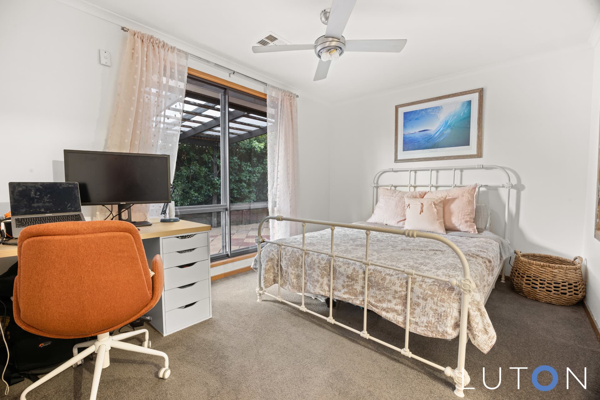35 Fred Lane Crescent, Gordon ACT 2906, Gordon - Thumbnail 2