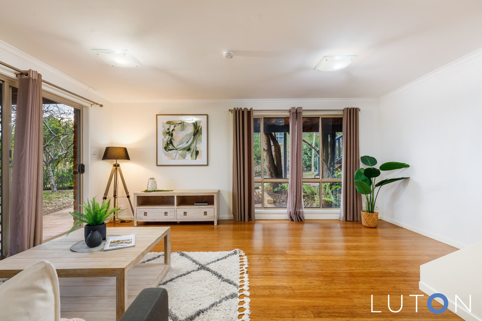 17 Michael Holt Crescent, Gordon ACT 2906, Gordon - Thumbnail 2
