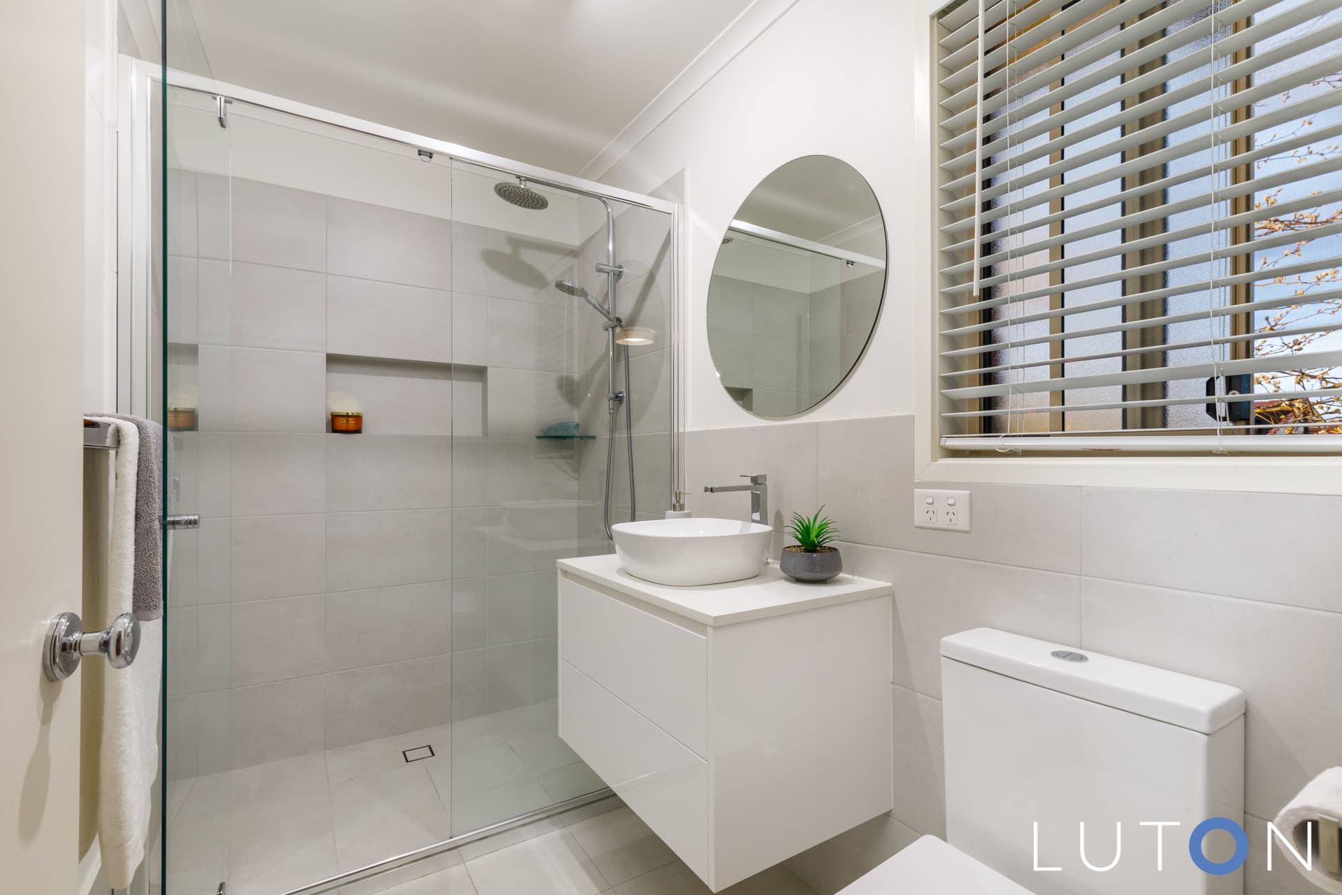 17 Michael Holt Crescent, Gordon ACT 2906, Gordon - Thumbnail 5