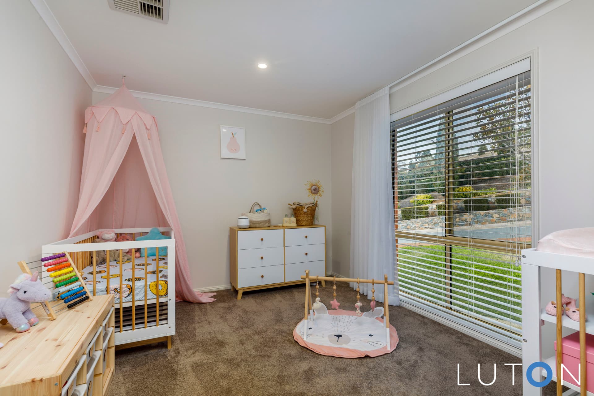 6 Stan Ray Street, Gordon ACT 2906, Gordon - Thumbnail 3