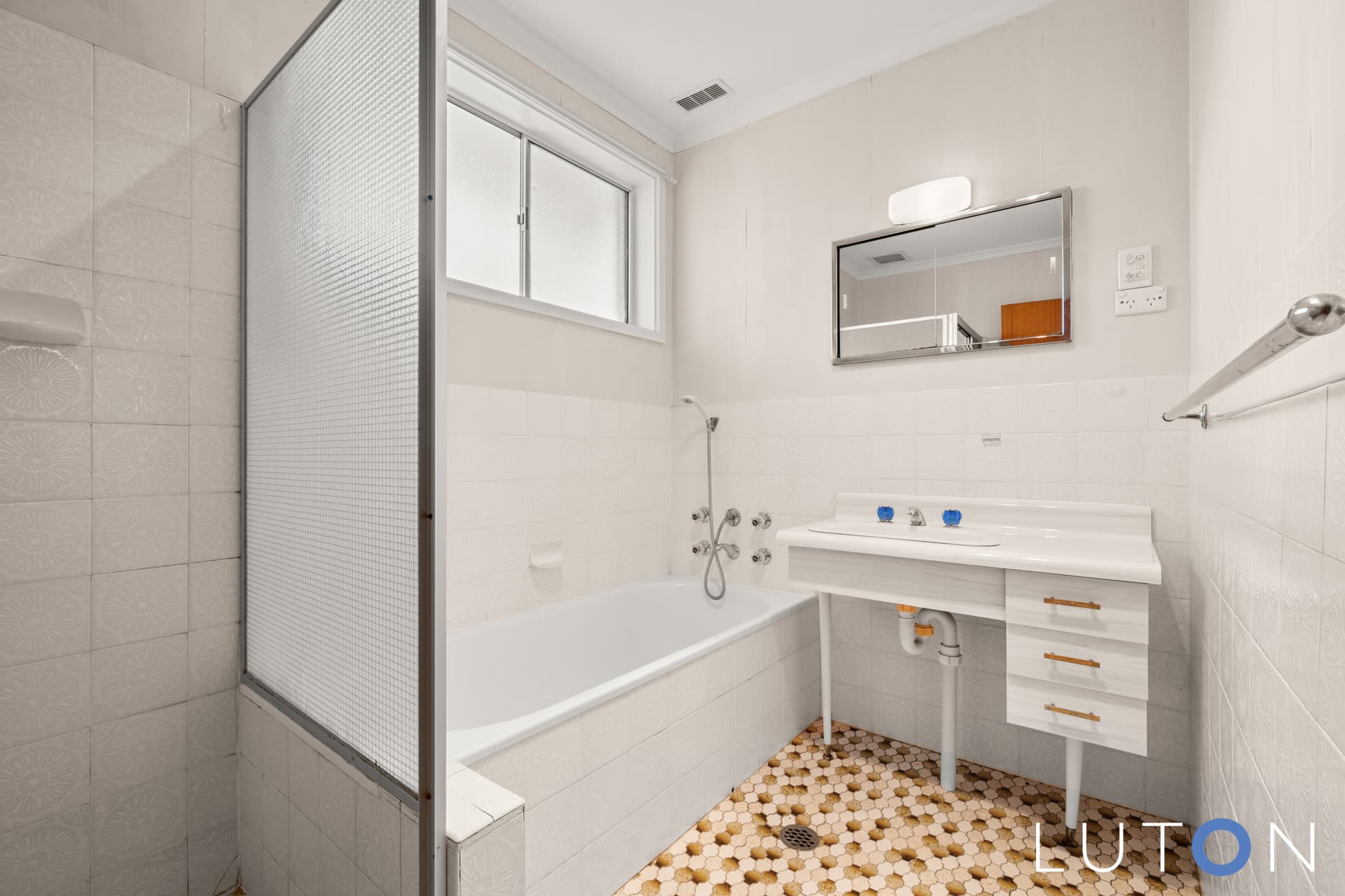 5 Winton Place, Holder ACT 2611, Holder - Thumbnail 5