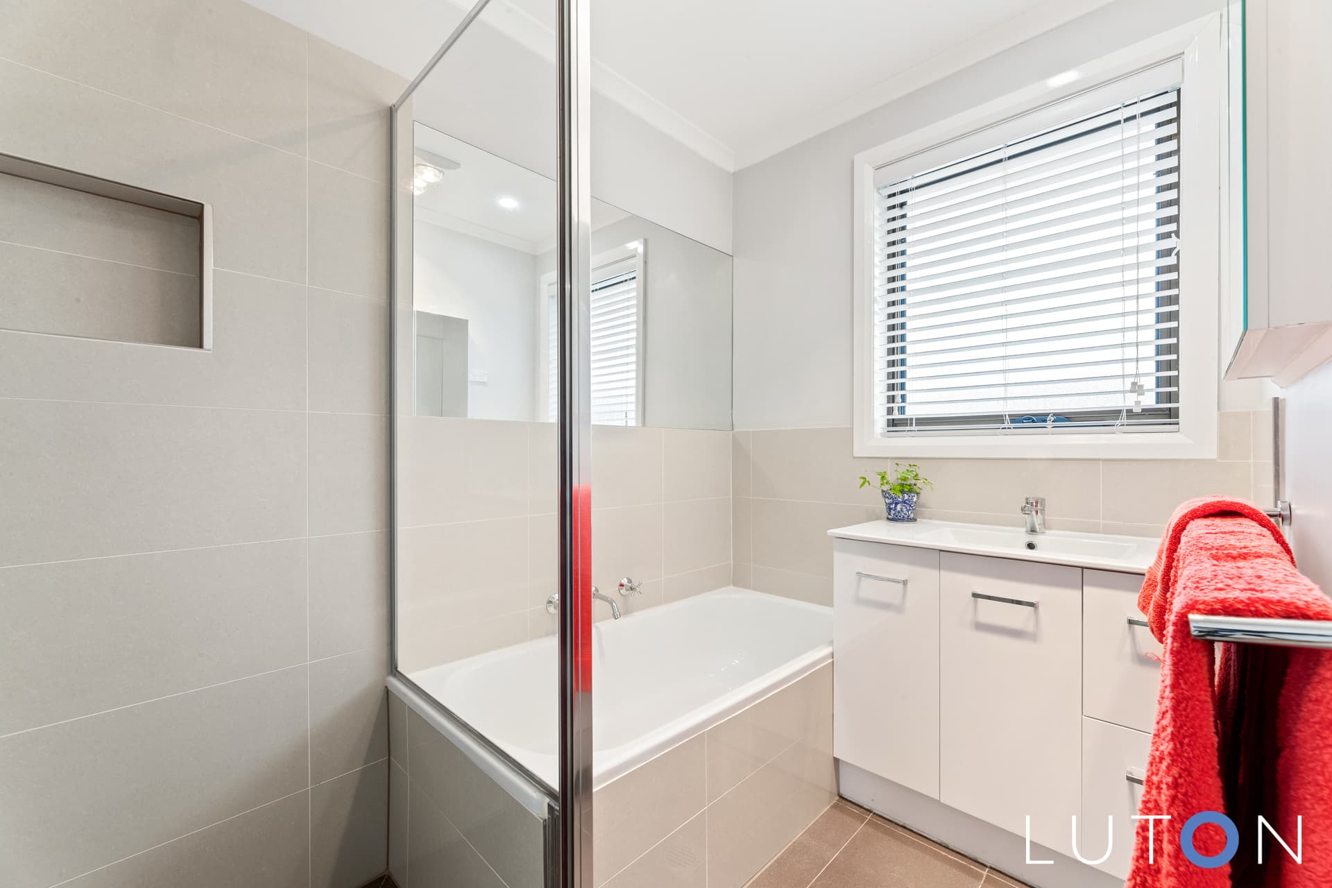 27A May Maxwell Crescent, Gilmore ACT 2905, Gilmore - Thumbnail 5