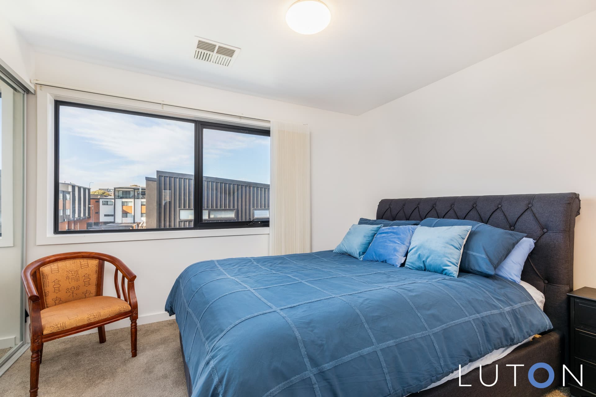 98/1 Rowland Rees Crescent, Greenway ACT 2900, Greenway - Image 1
