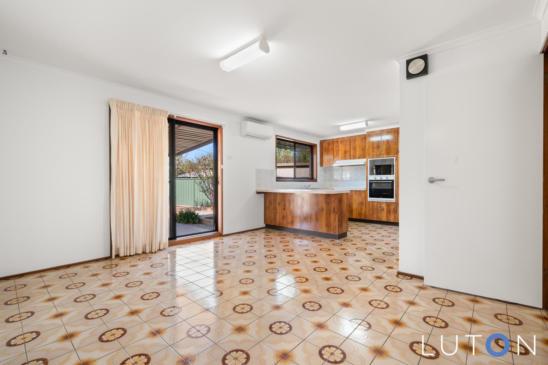 9 Garrick Street, Fadden ACT 2904, Fadden - Thumbnail 5