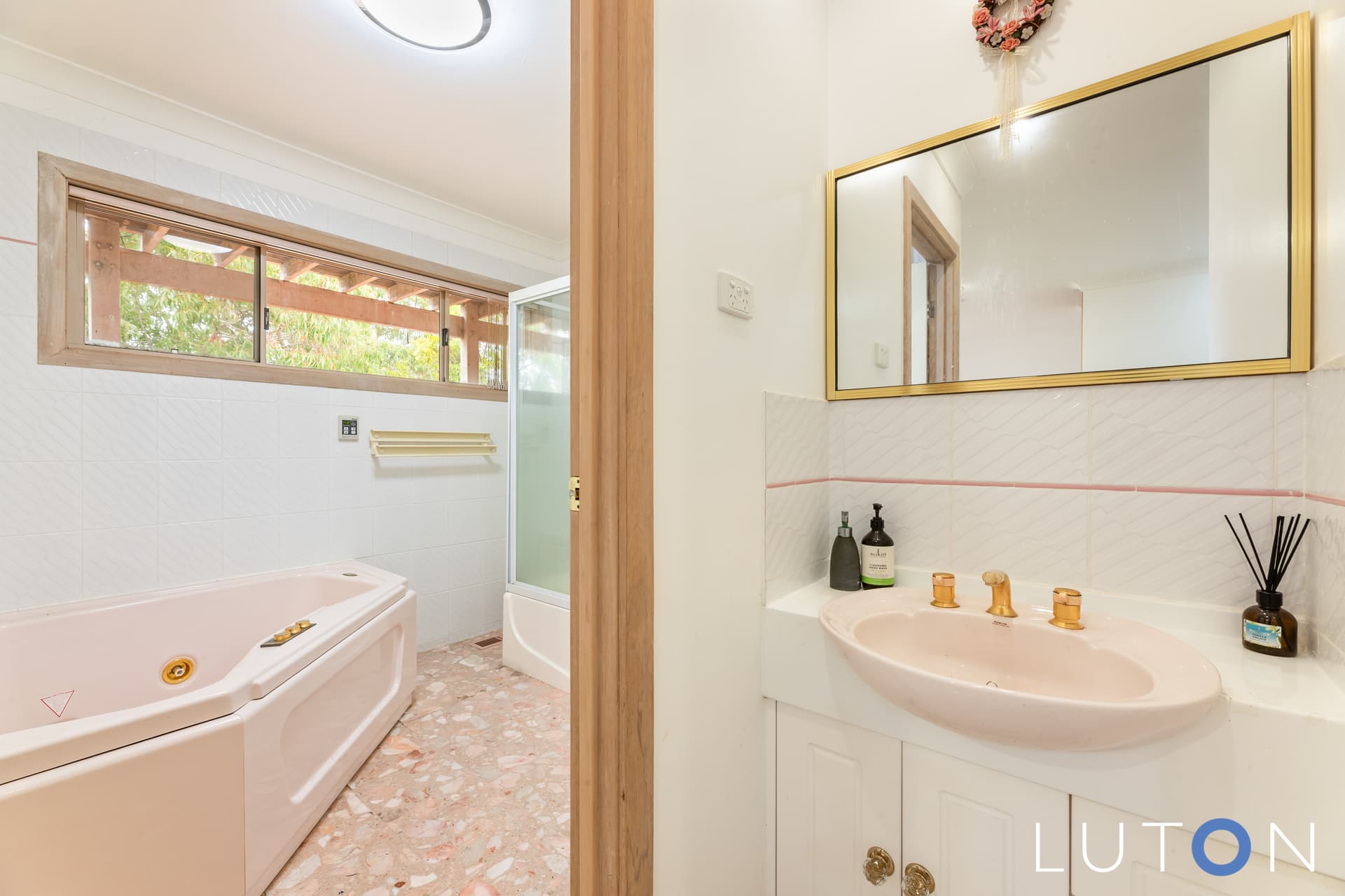 15 Richter Close, Fadden ACT 2904, Fadden - Thumbnail 6