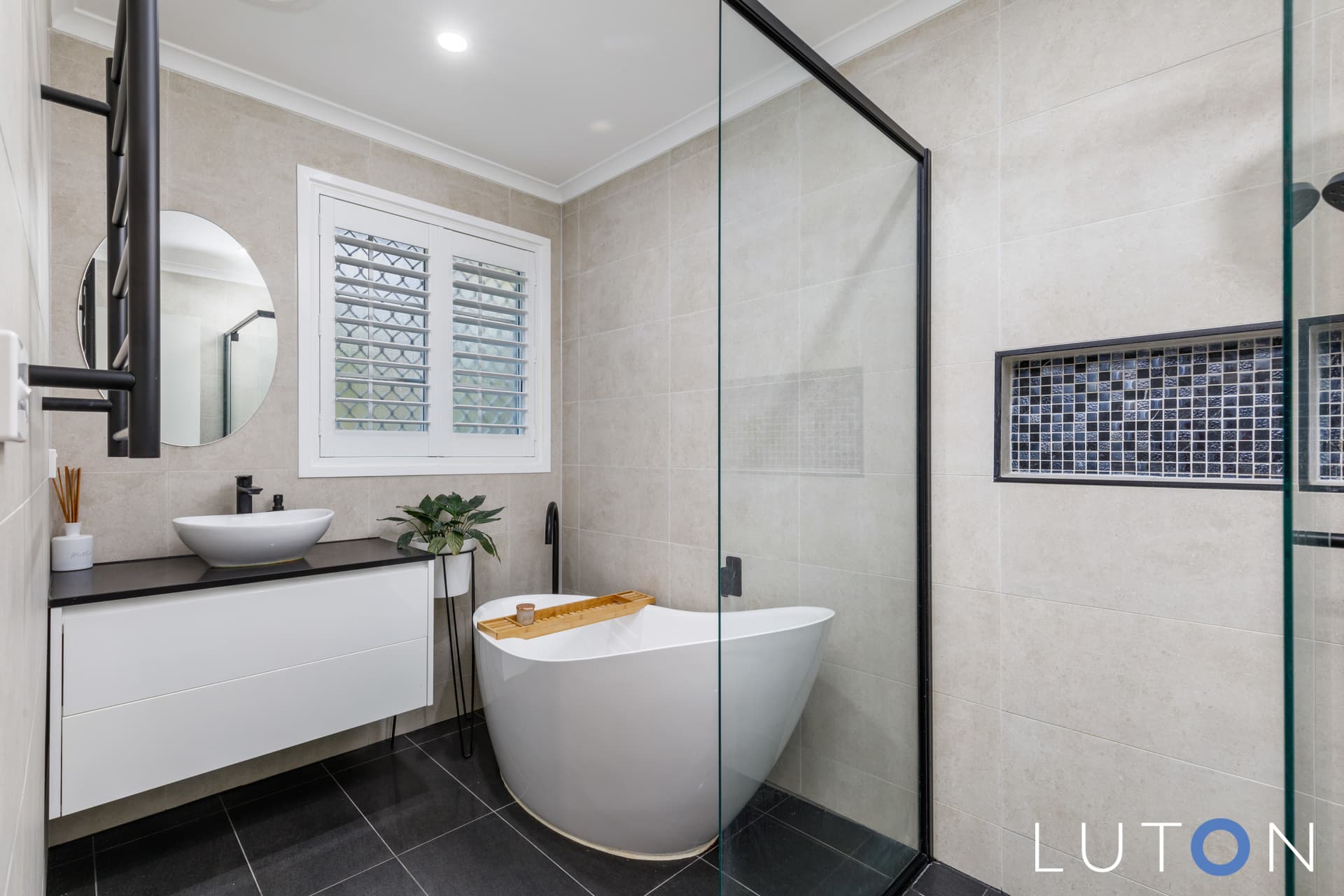 33 Casey Crescent, Calwell ACT 2905, Calwell - Thumbnail 3