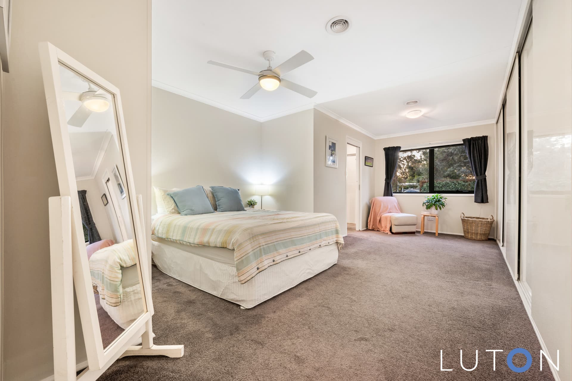31 Fullagar Crescent, Higgins ACT 2615, Higgins - Thumbnail 2