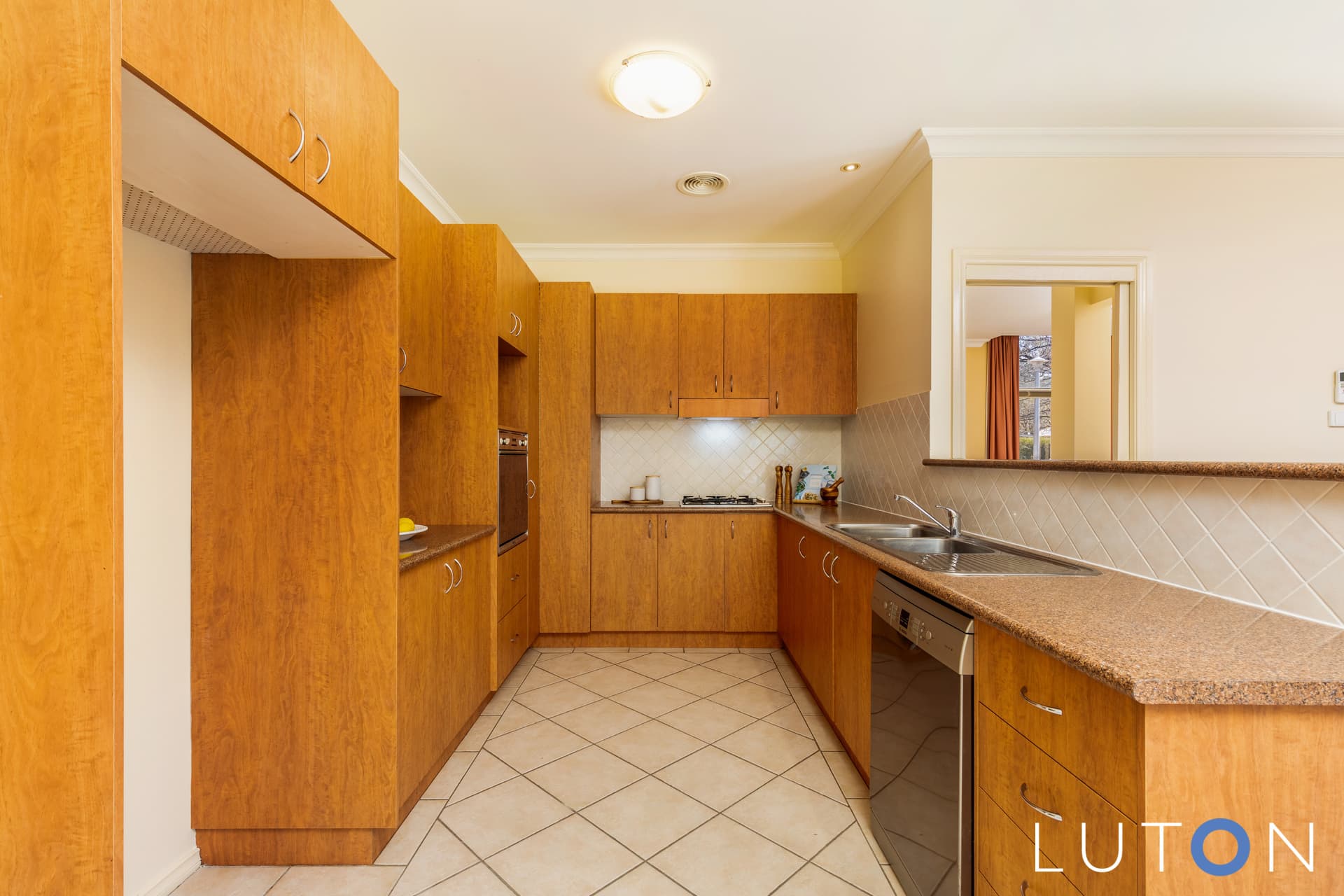 1/16 Westgarth Street, O'connor ACT 2602, O'Connor - Image 1