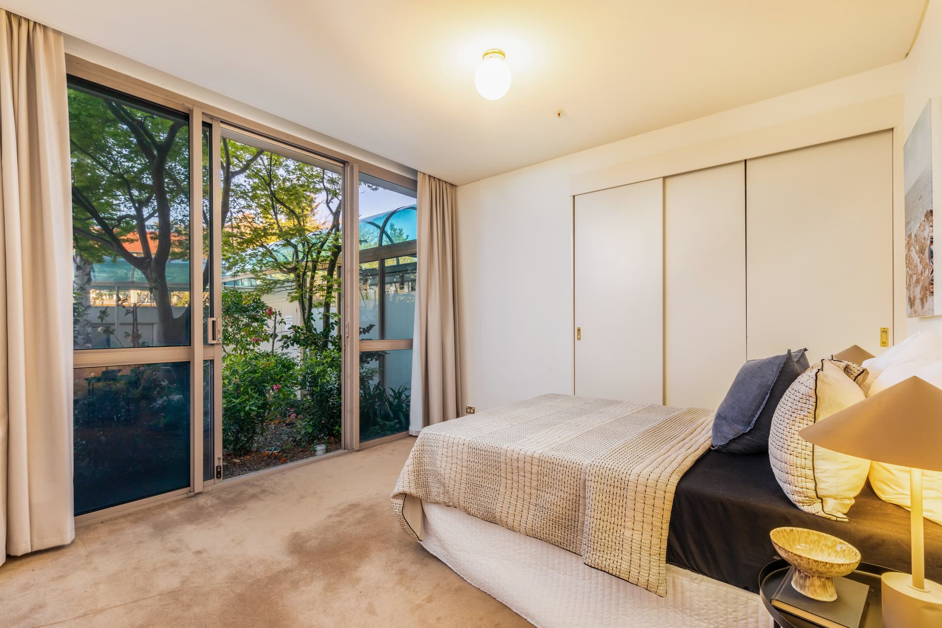 1/9 Jardine Street, Kingston ACT 2604, Kingston - Thumbnail 2