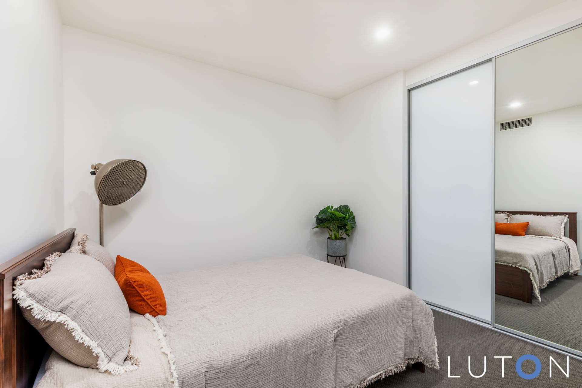 67/11 Trevillian Quay, Kingston ACT 2604, Kingston - Thumbnail 2