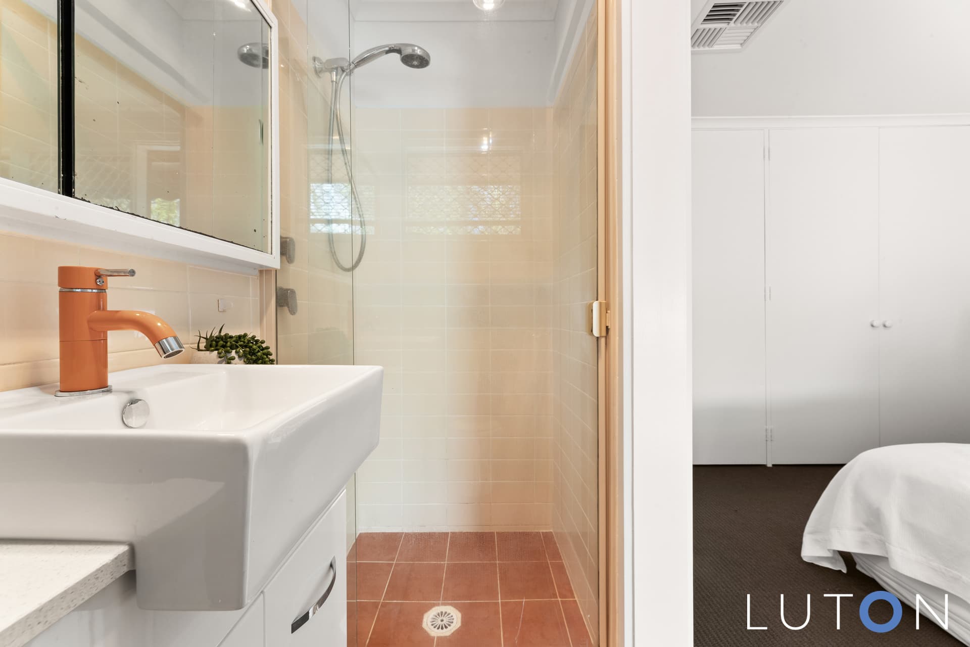 8 Burara Crescent, Waramanga ACT 2611, Waramanga - Thumbnail 2