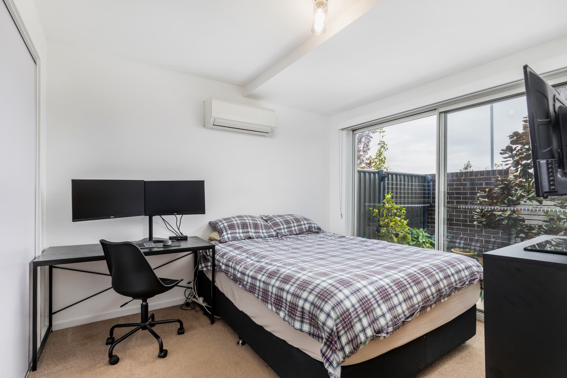 21/41 Pearlman Street, Coombs ACT 2611, Coombs - Thumbnail 2