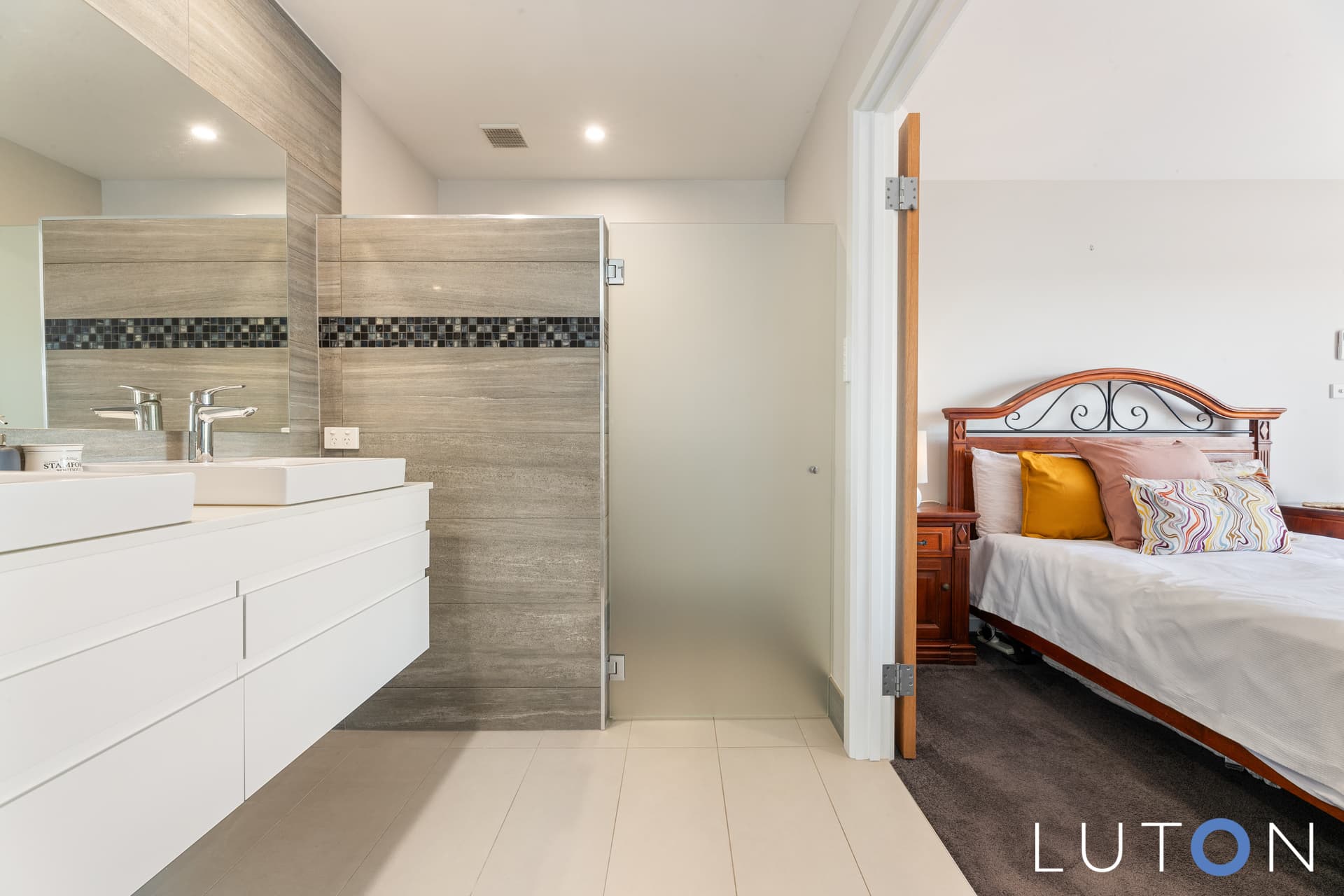 5 Janine Haines Terrace, Coombs ACT 2611, Coombs - Thumbnail 2