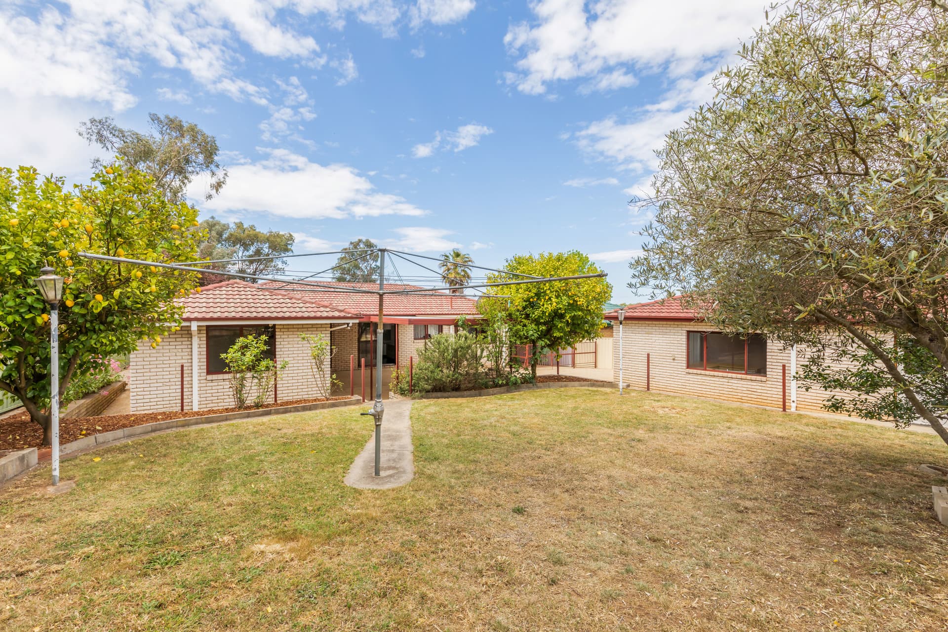47 Barnard Circuit, Florey ACT 2615, Florey - Thumbnail 4